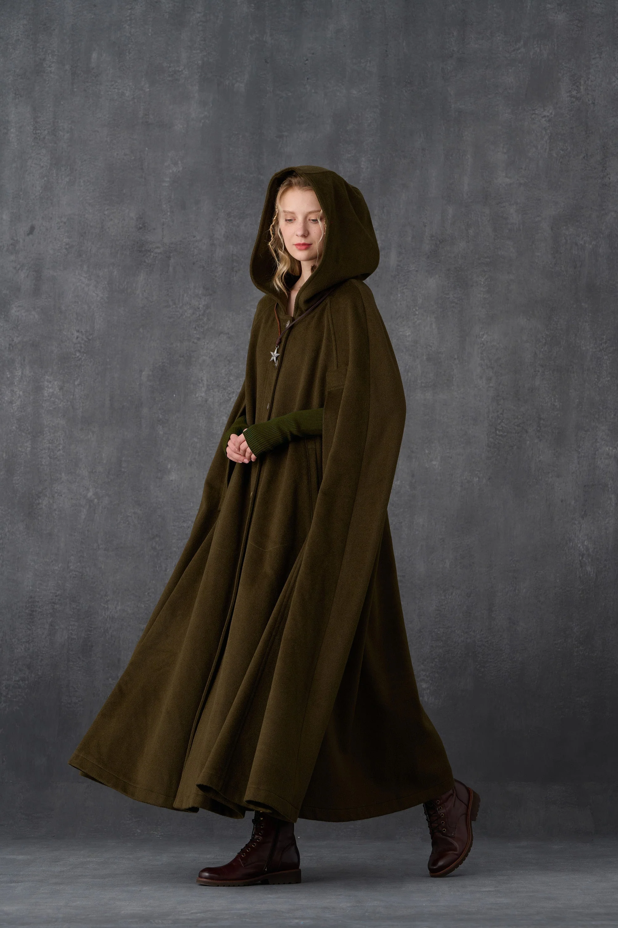 Parini 33 | Maxi Hooded wool cloak coat - Image 25
