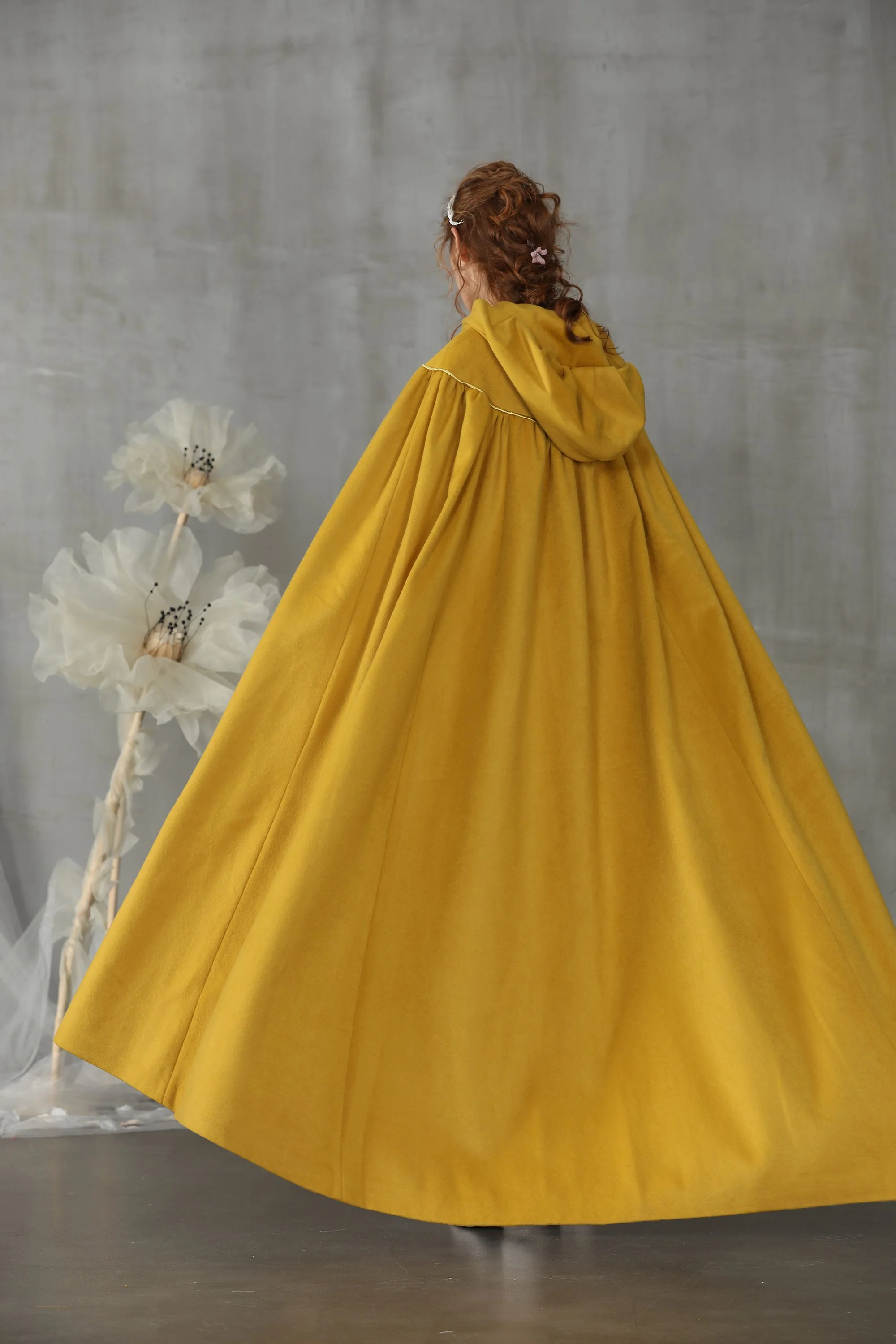 Perfumer 33 | hooded wool cloak - Image 11