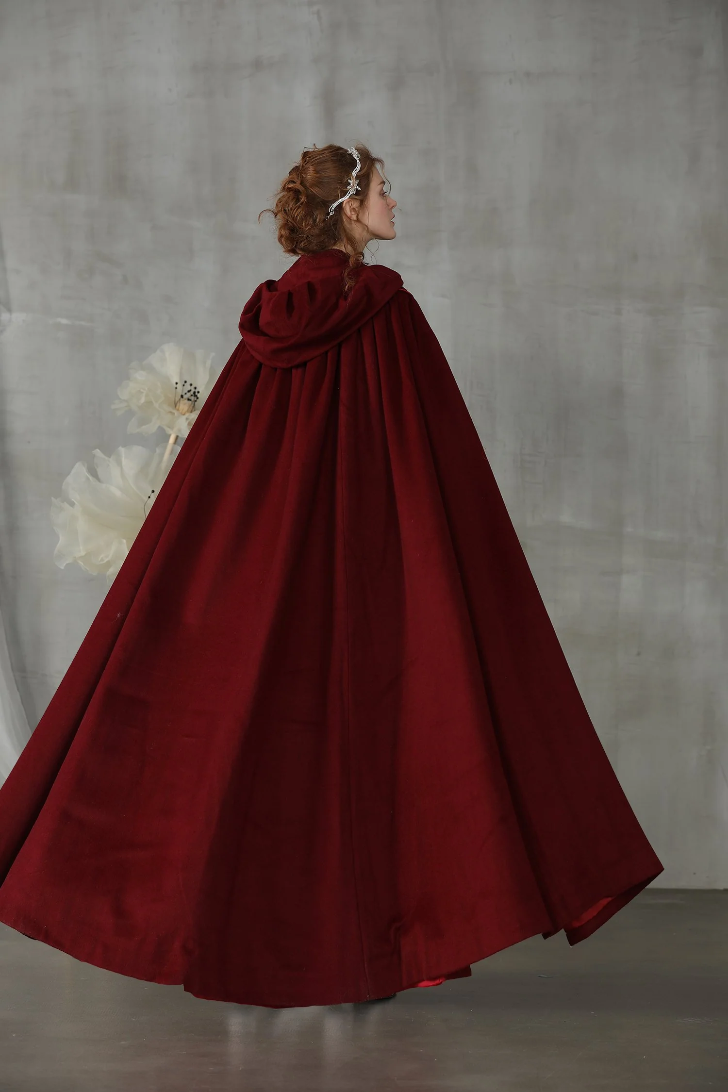 Perfumer 33 | hooded wool cloak - Image 6