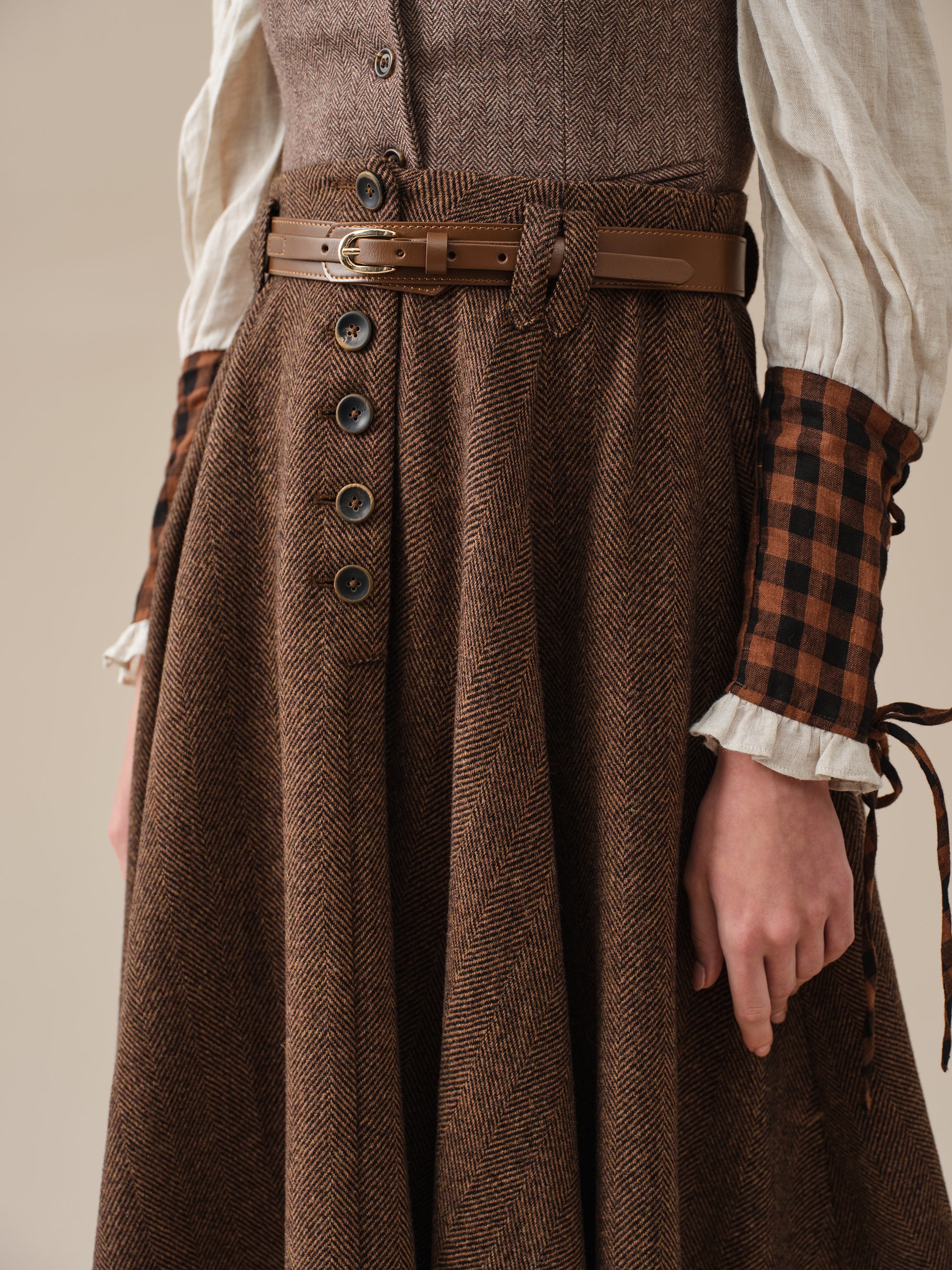 Norma 16 | Front buttoned wool skirt - Image 29