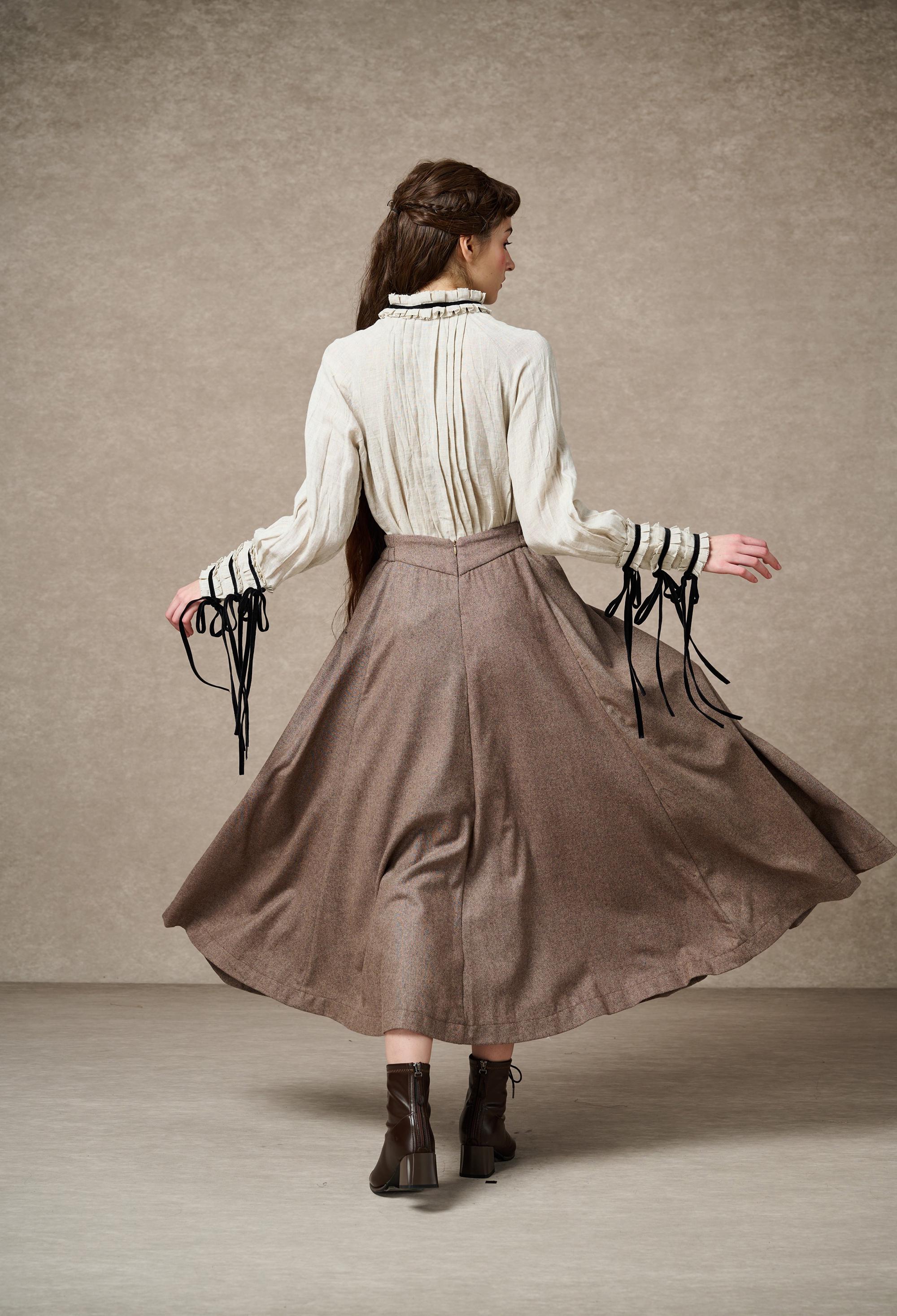 The Soft Lawn 12 | Midi Wool Skirt - Image 4