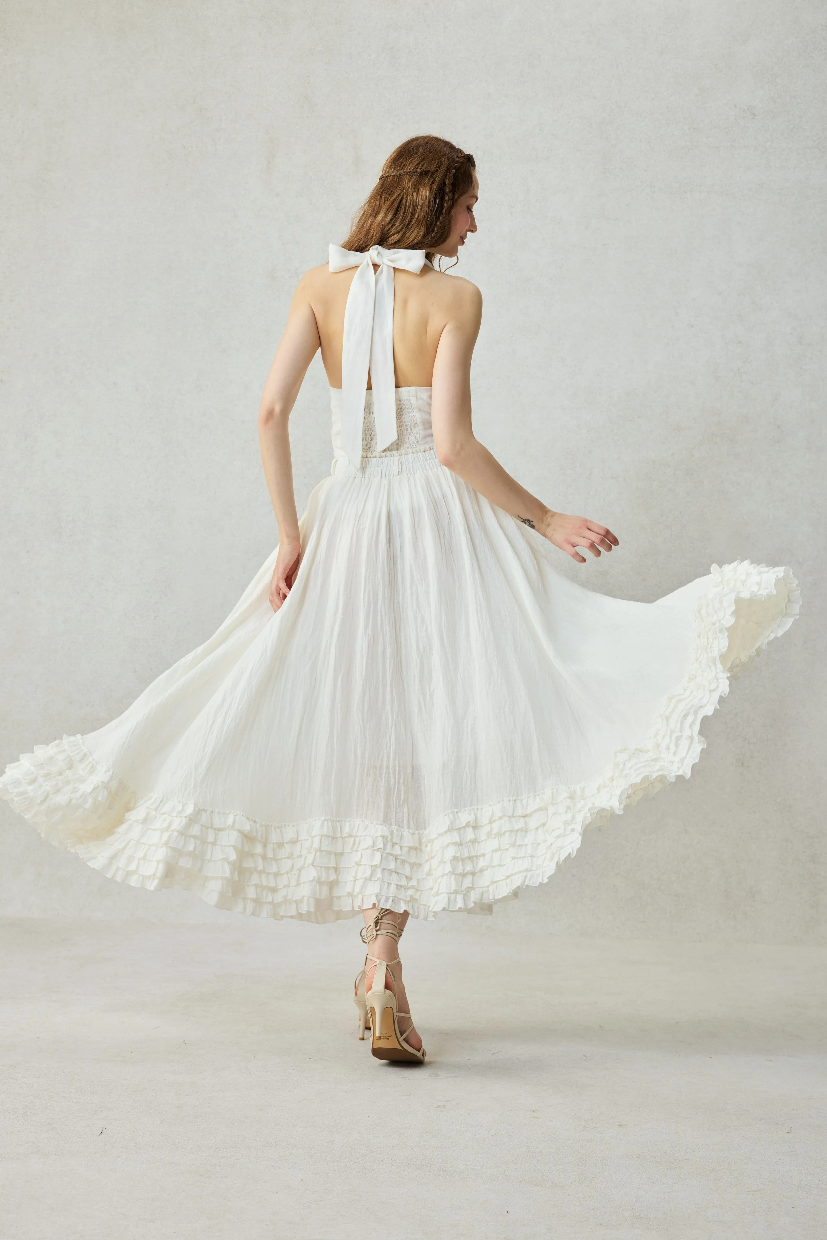 Muse 31 | Elegant halter linen blouse - Image 5