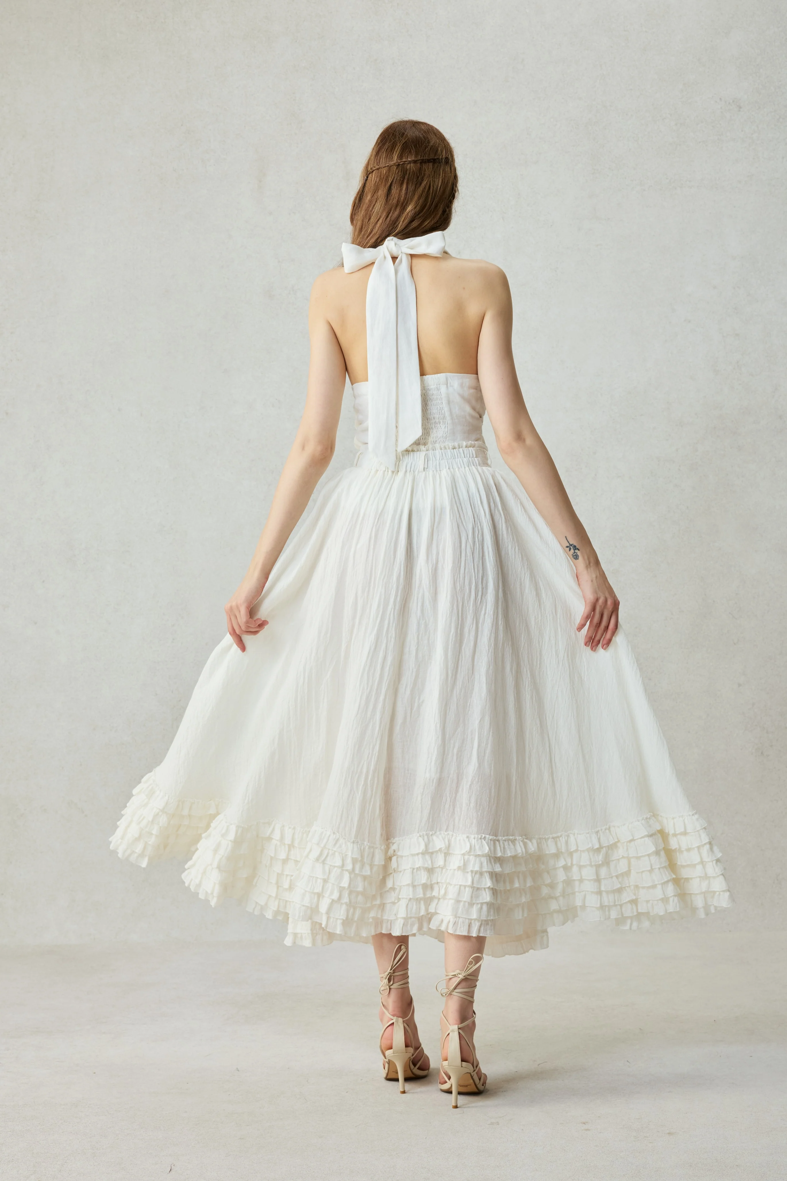 Muse 31 | Elegant halter linen blouse - Image 8