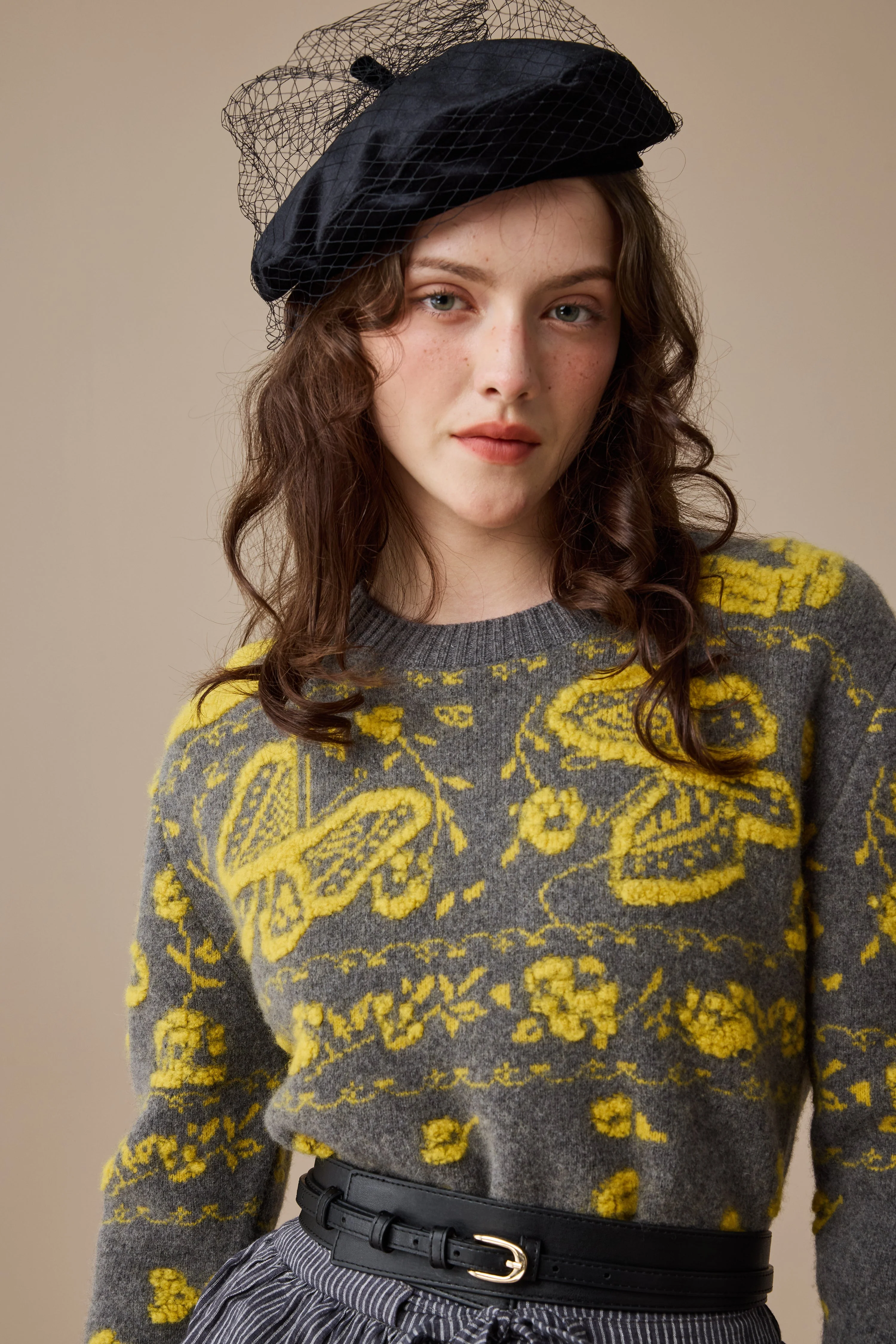 Nutcracker 24 |100% Wool Floral Jumper Sweater - Image 15