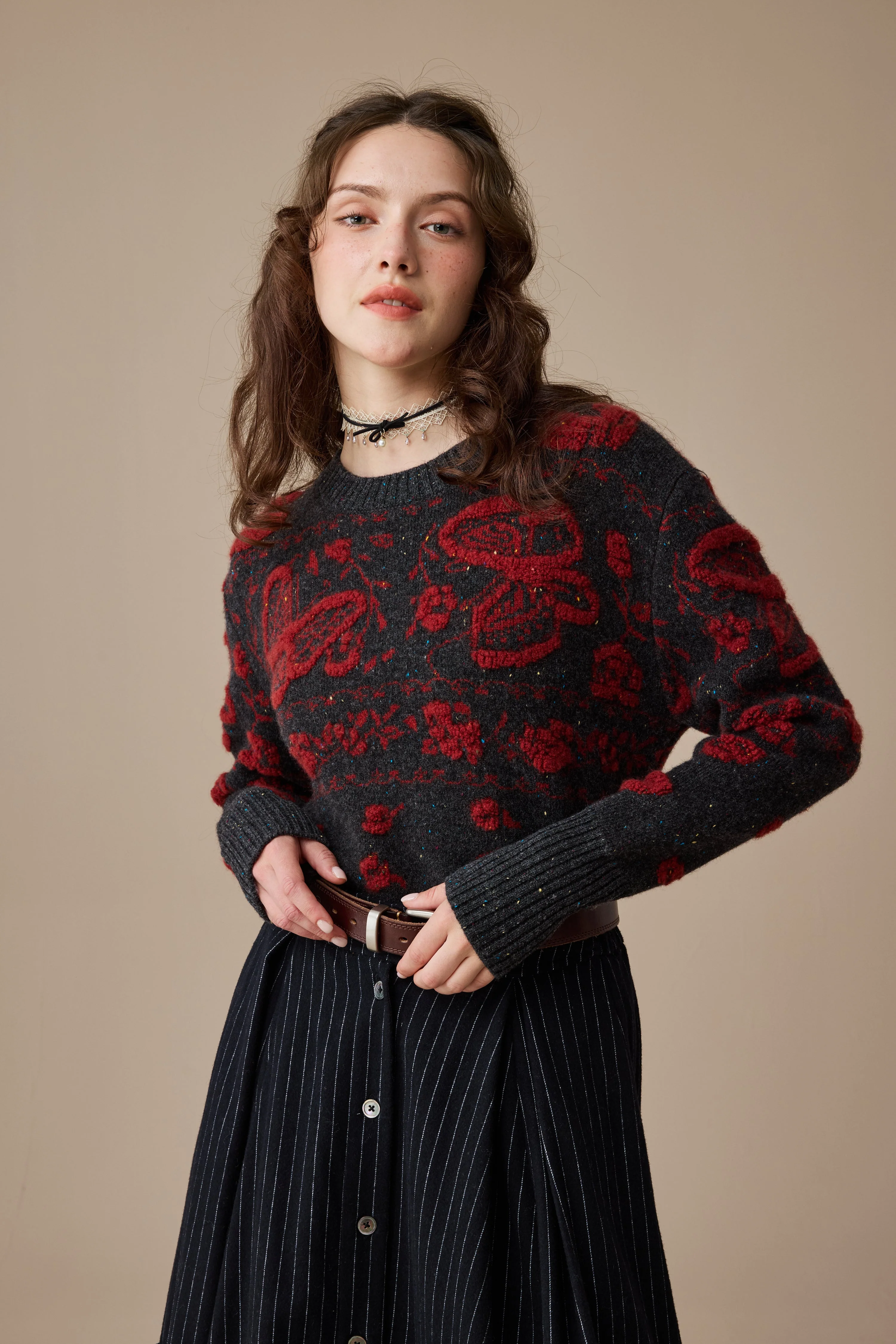 Nutcracker 24 |100% Wool Floral Jumper Sweater - Image 3
