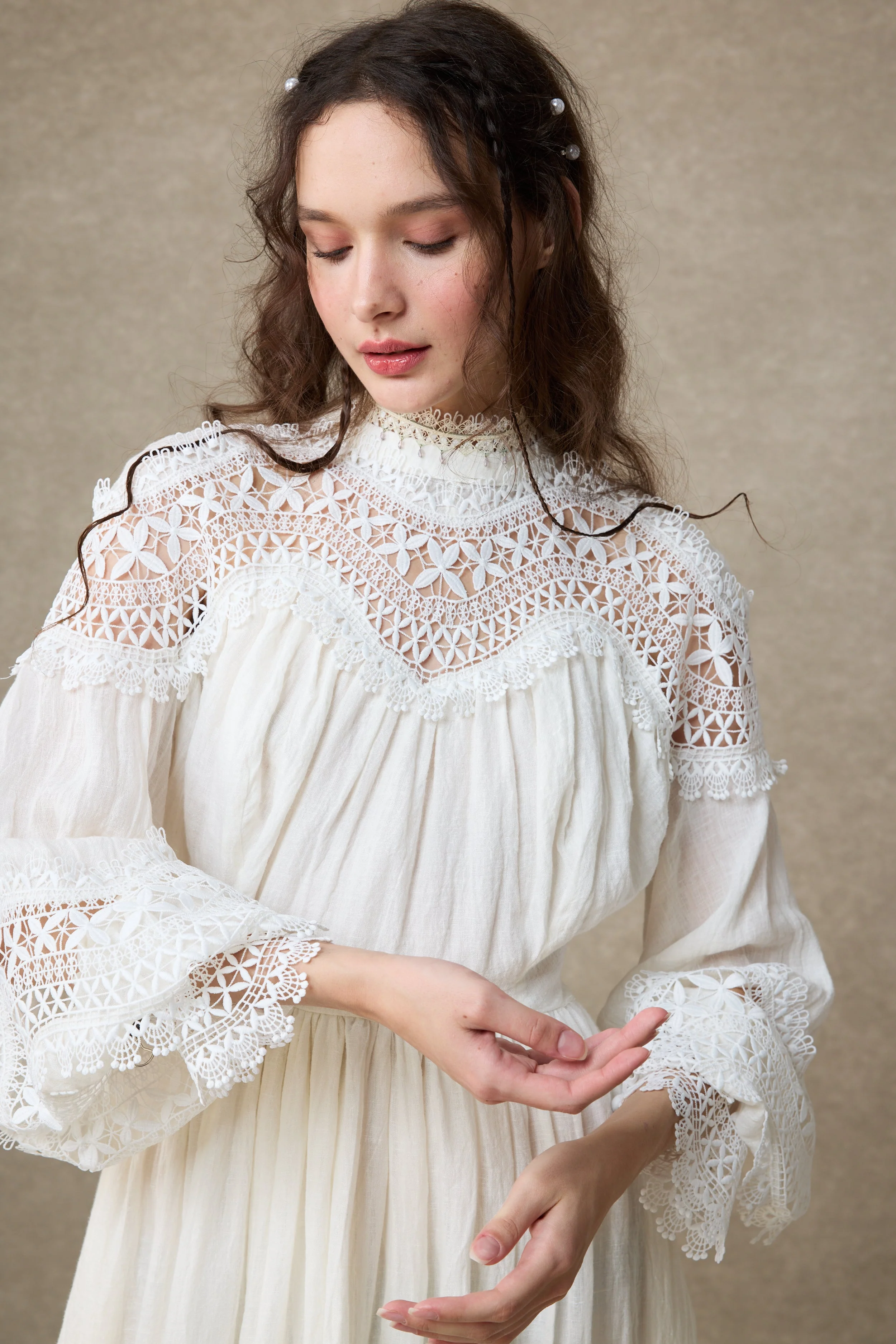 Pearlman 25 | Lace Linen Dress Gown - Image 19