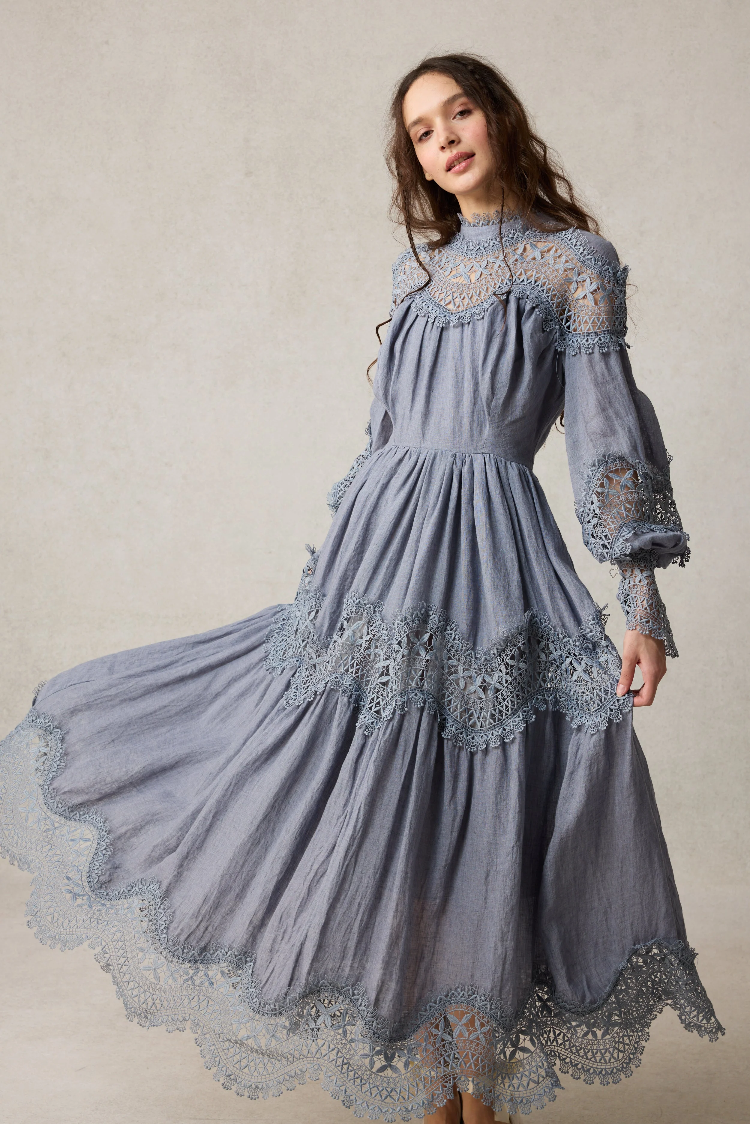 Pearlman 25 | Lace Linen Dress Gown - Image 23