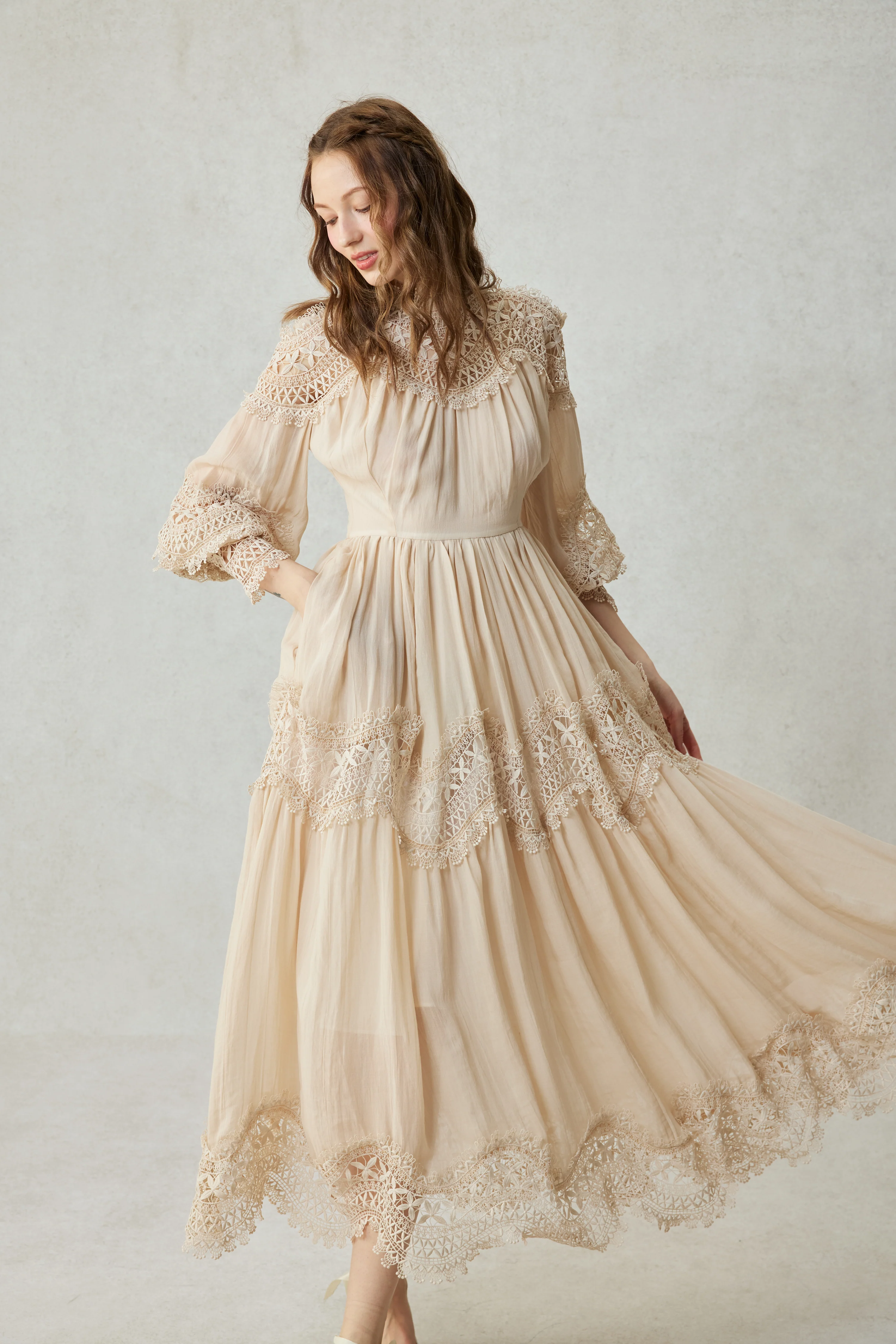 Pearlman 25 | Lace Linen Dress Gown - Image 6