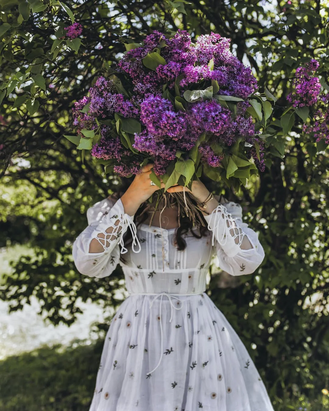 Phoenix 24 | Embroidery Daisy Linen Dress - Image 4
