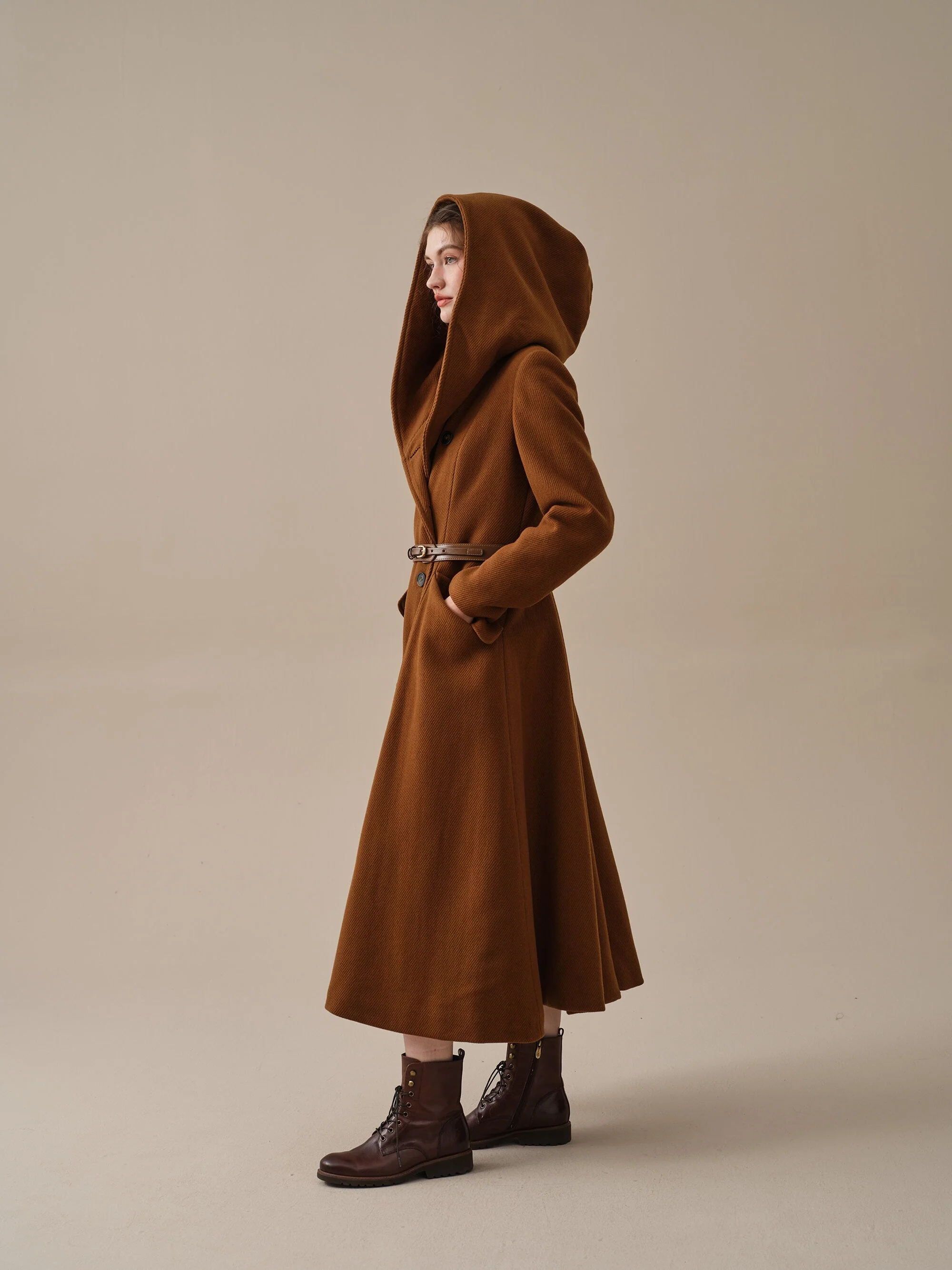 Trista 24 | 100% twill wool hooded coat - Image 12