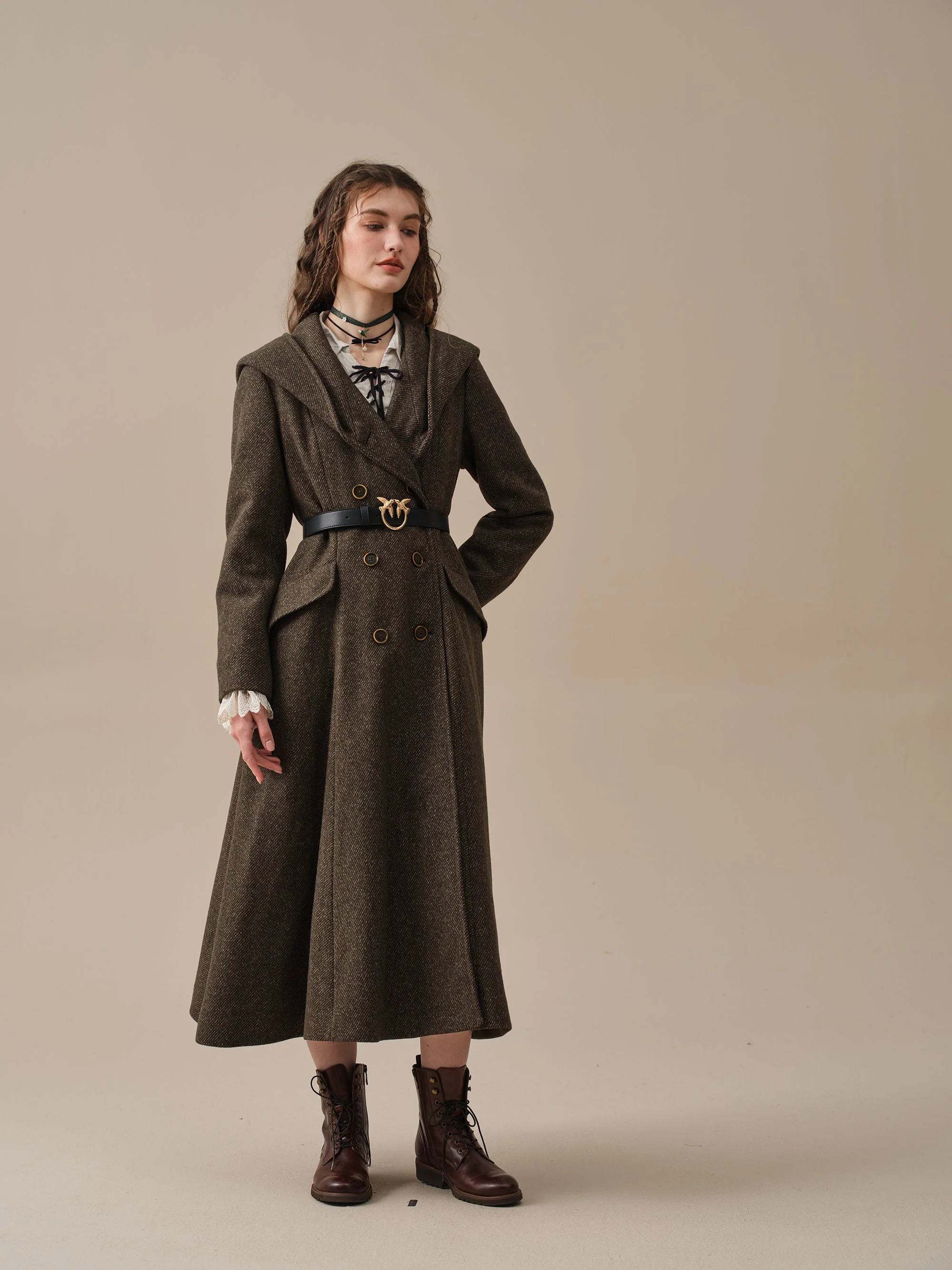 Trista 24 | 100% twill wool hooded coat - Image 17