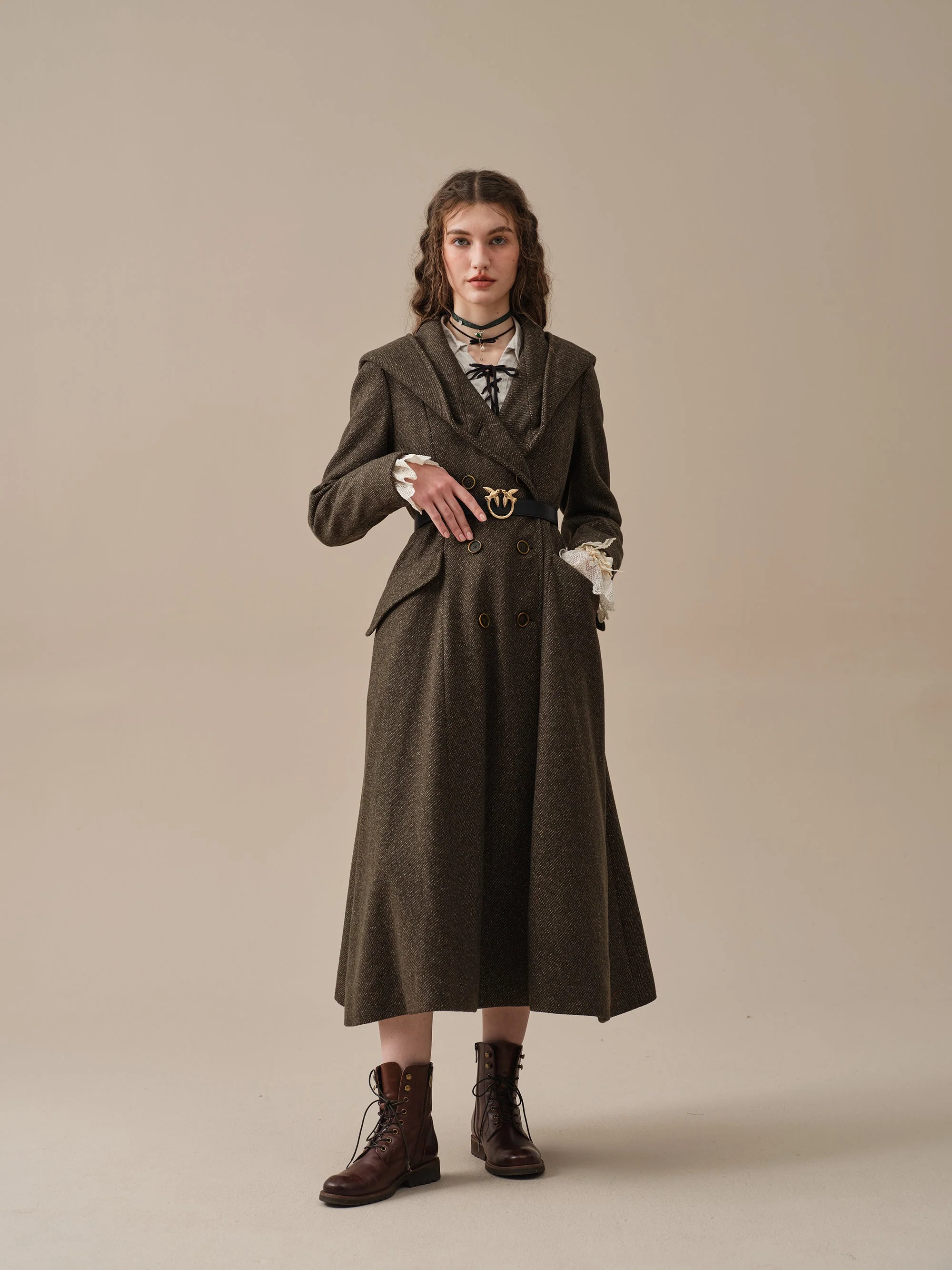 Trista 24 | 100% twill wool hooded coat - Image 18