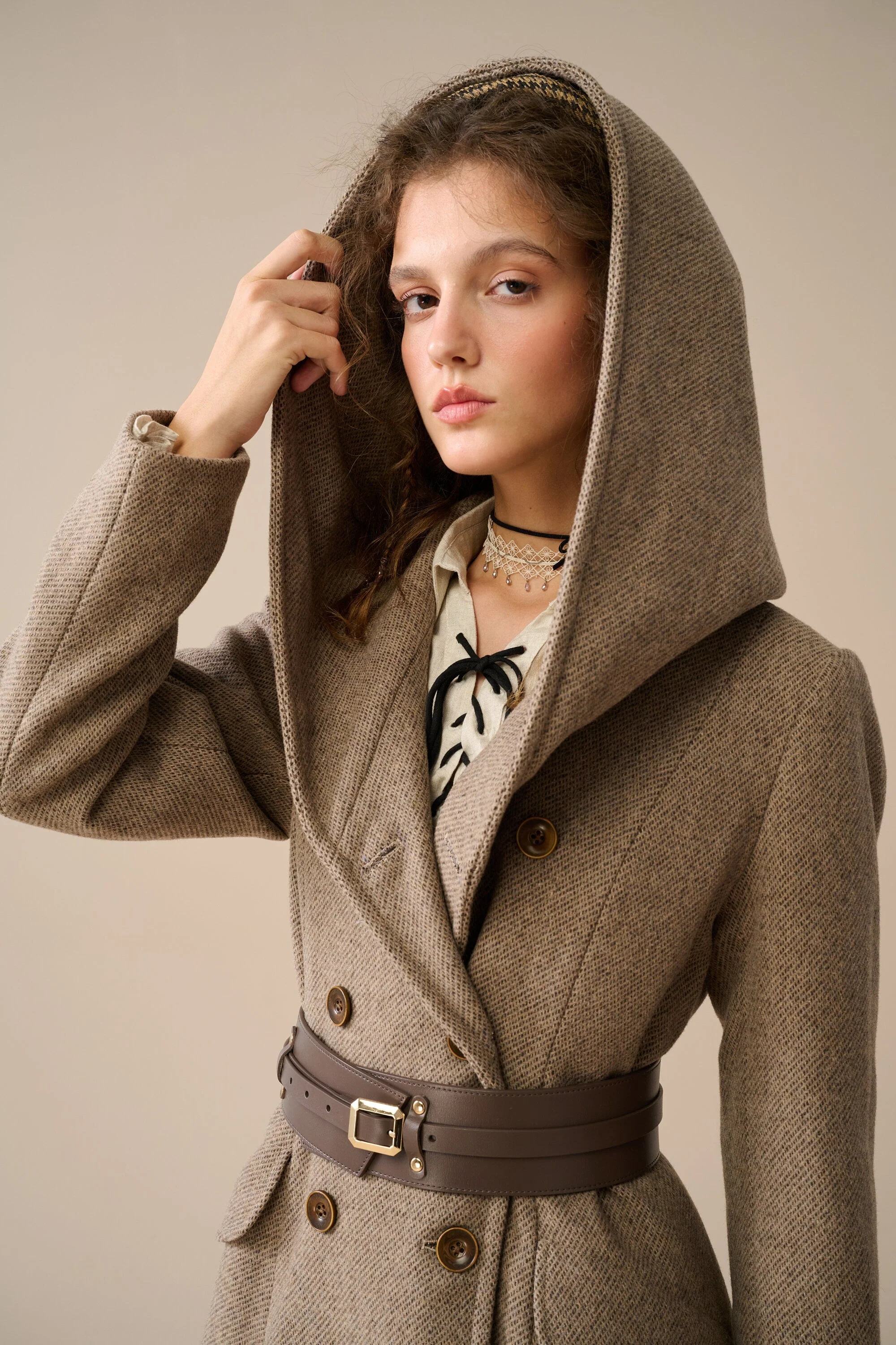 Trista 24 | 100% twill wool hooded coat - Image 2
