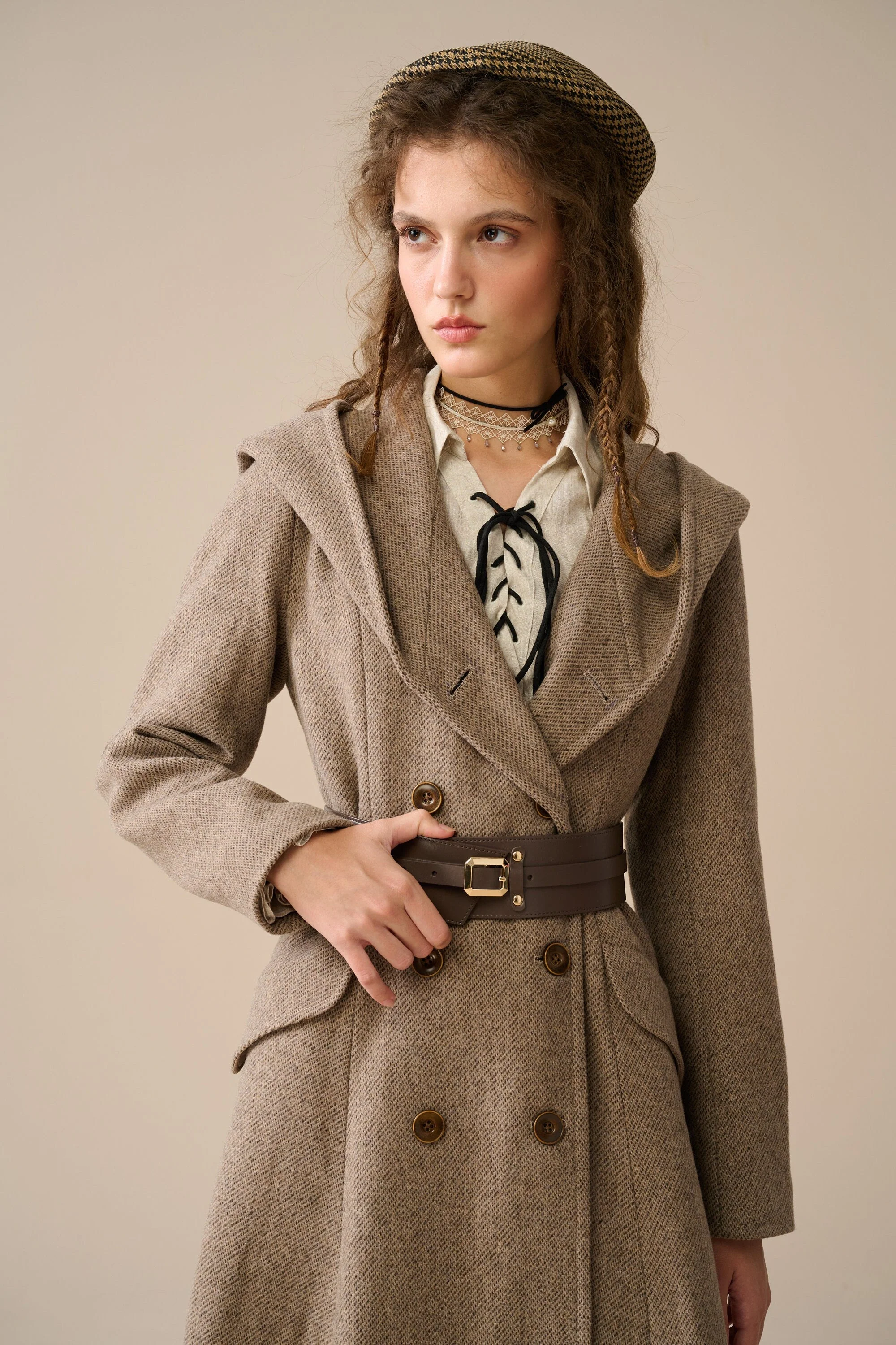 Trista 24 | 100% twill wool hooded coat - Image 3