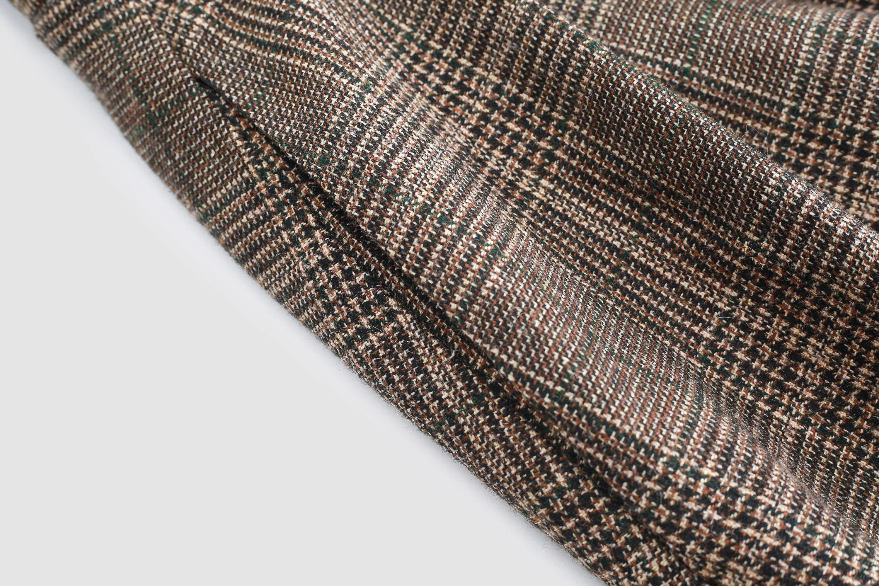 Santal 3 | Retro Plaid Midi Wool Skirt - Image 10