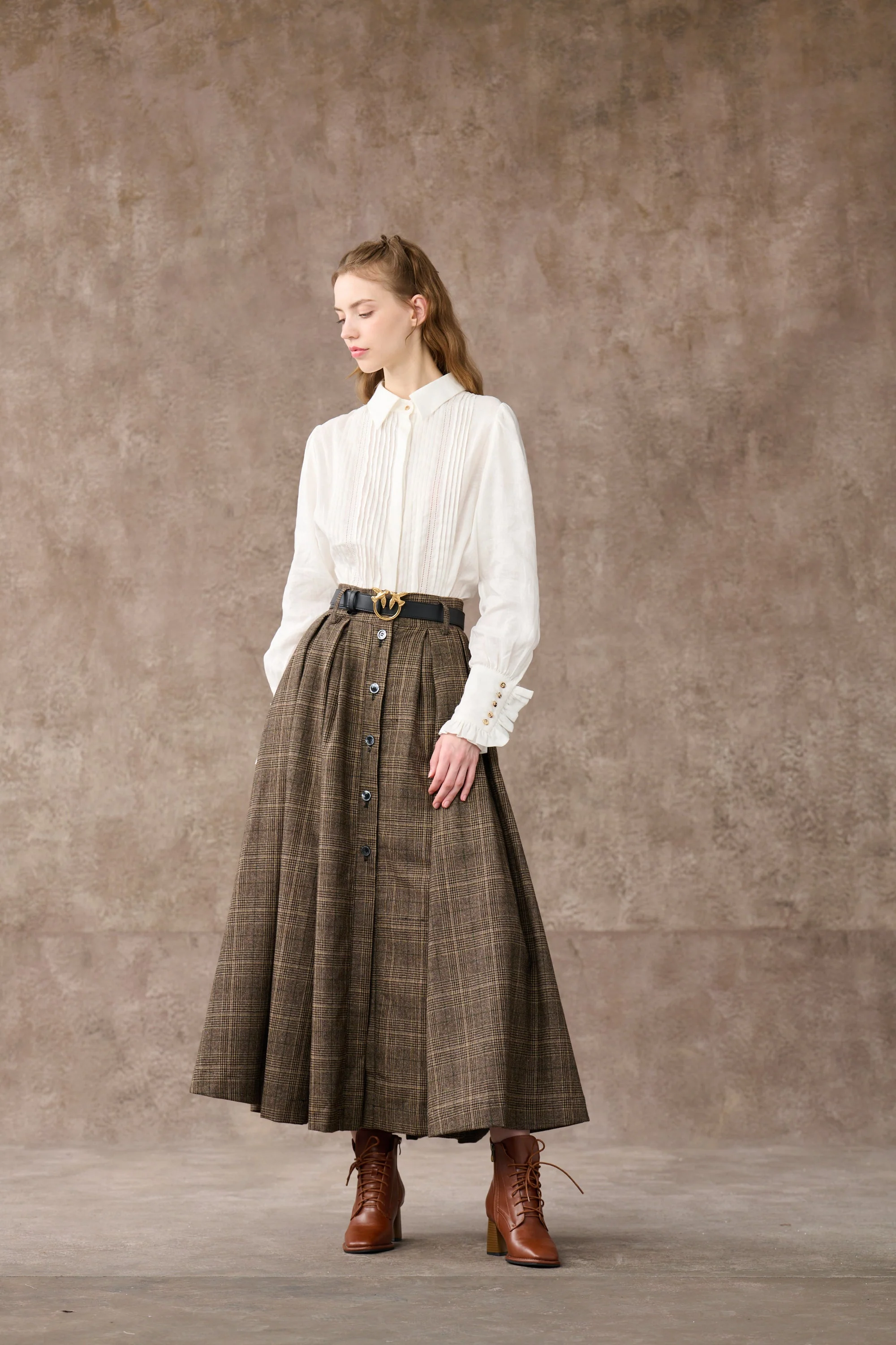 Santal 3 | Retro Plaid Midi Wool Skirt - Image 8