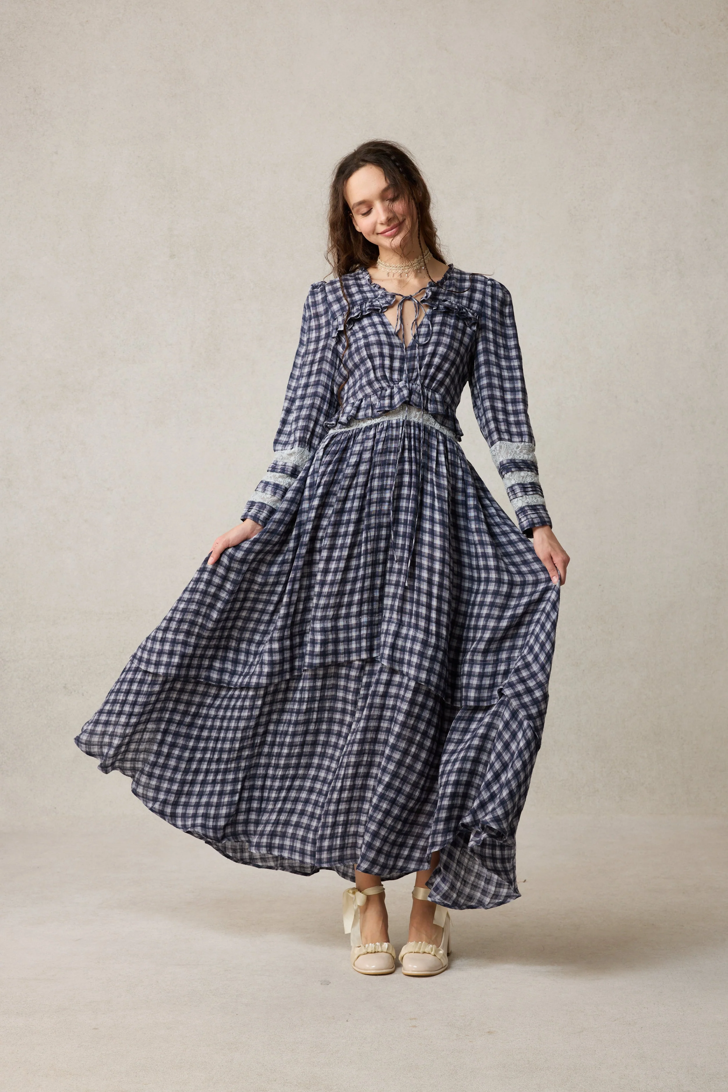 Rosewood 17 | Lace Linen Dress Gown - Image 2