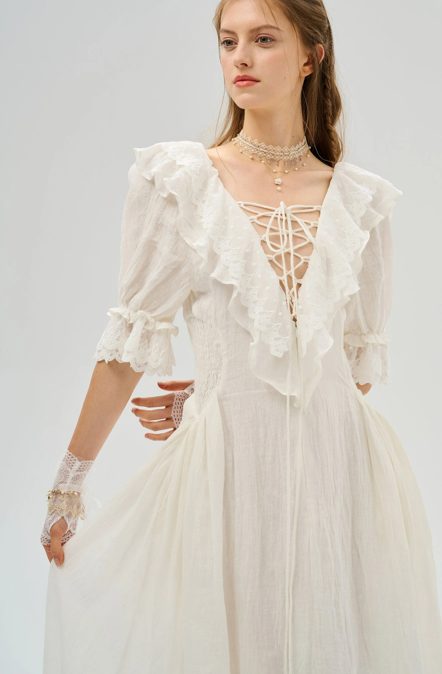 Elysia 15 | Lace-up linen flared dress - Image 3