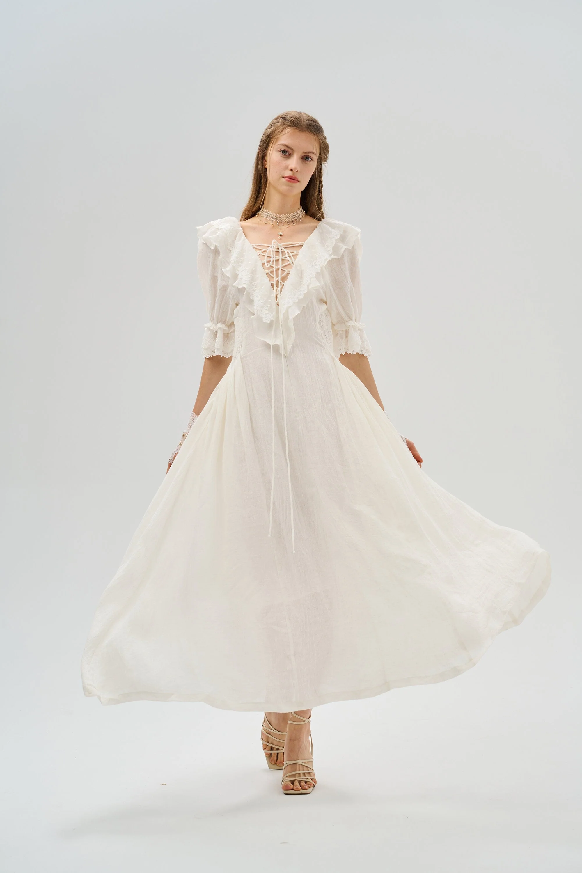 Elysia 15 | Lace-up linen flared dress - Image 4
