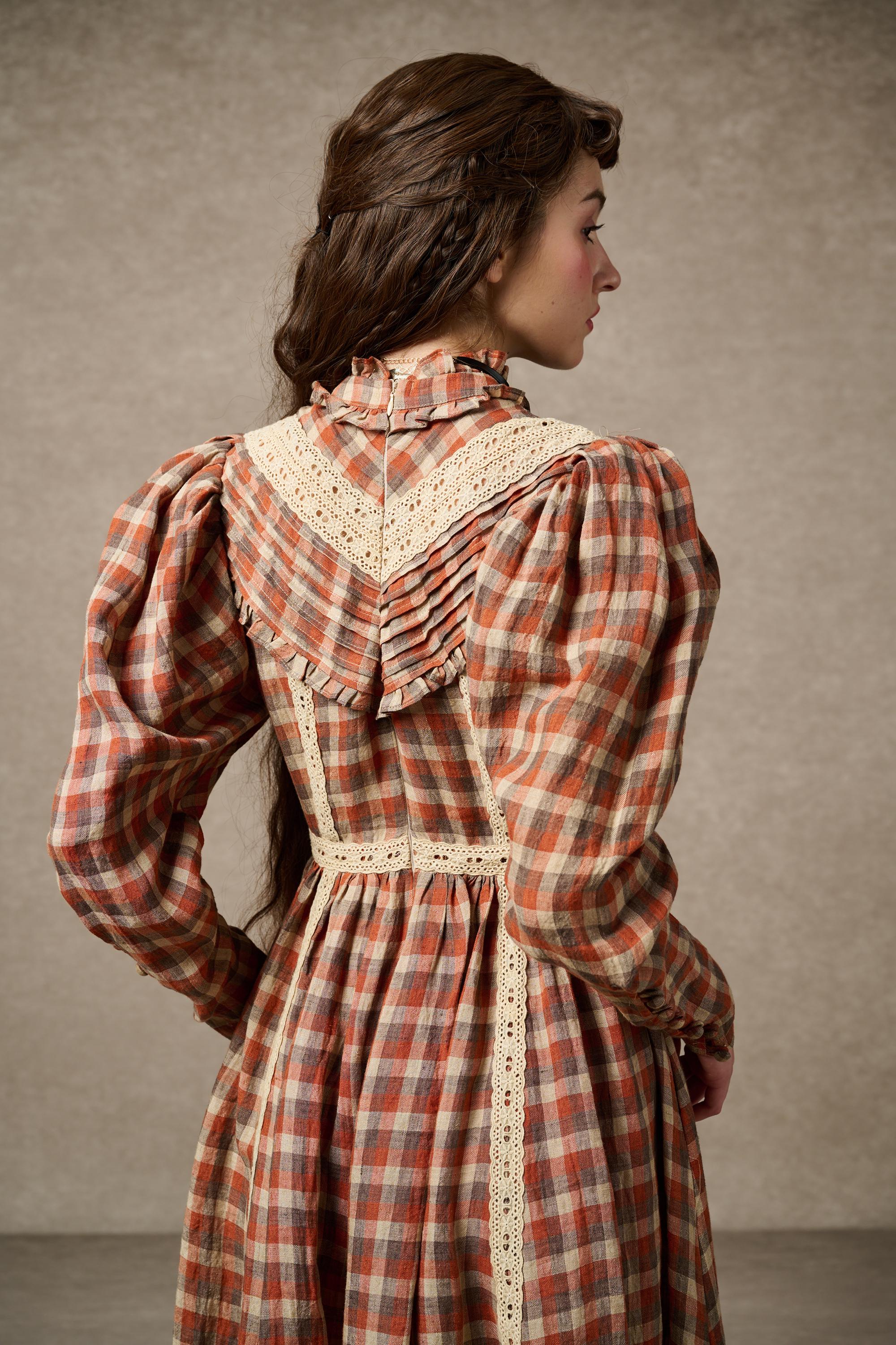 MARY 18 | VINTAGE LINEN DRESS GOWN - Image 17