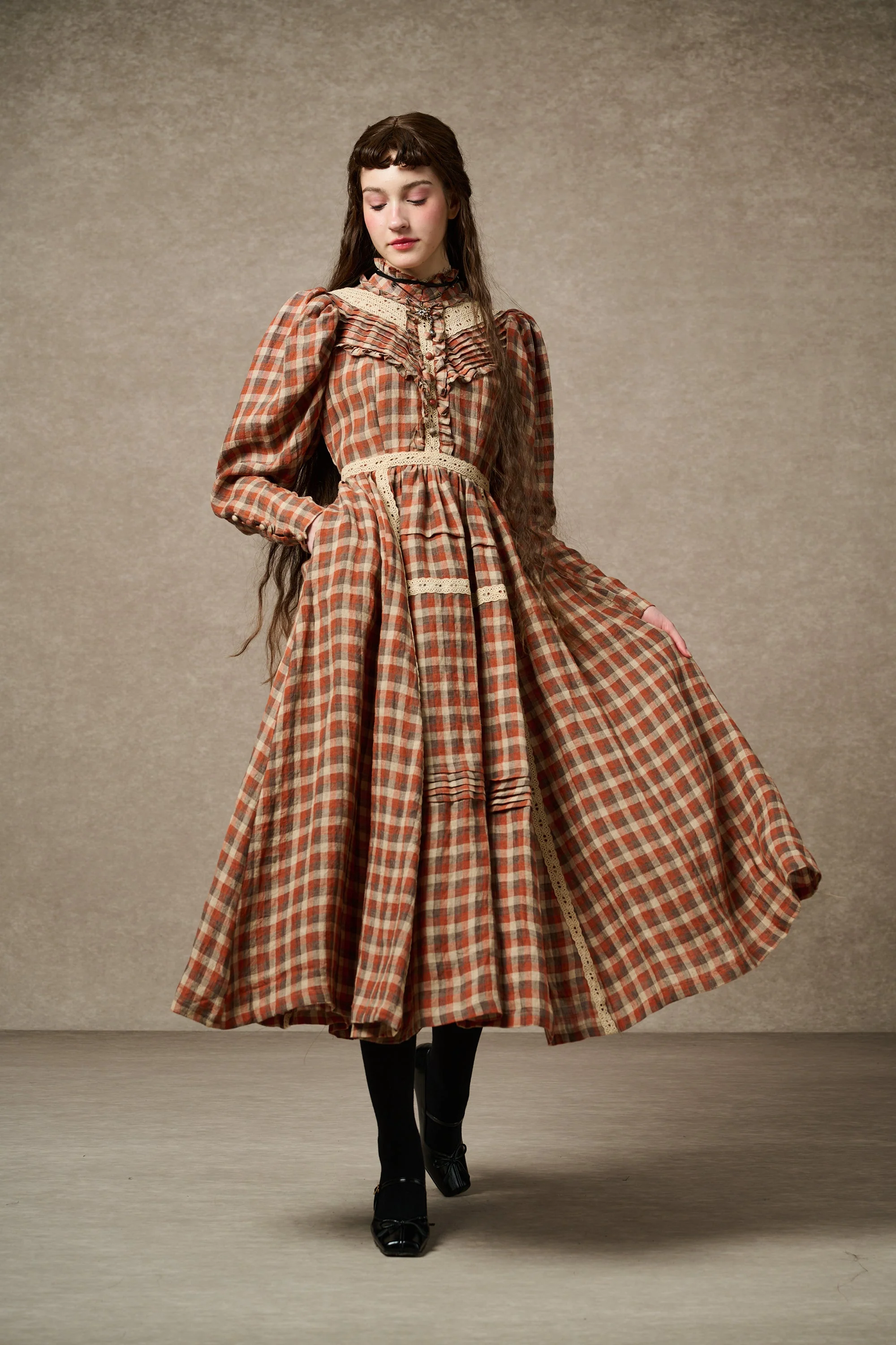 MARY 18 | VINTAGE LINEN DRESS GOWN - Image 28