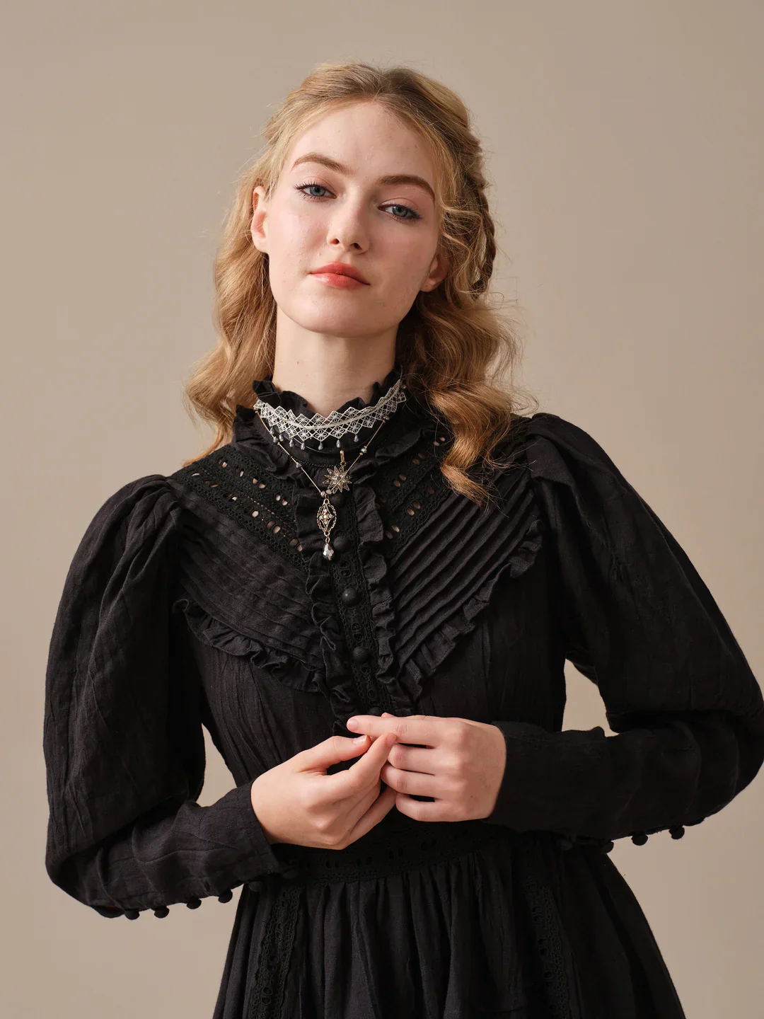 MARY 18 | VINTAGE LINEN DRESS GOWN - Image 27