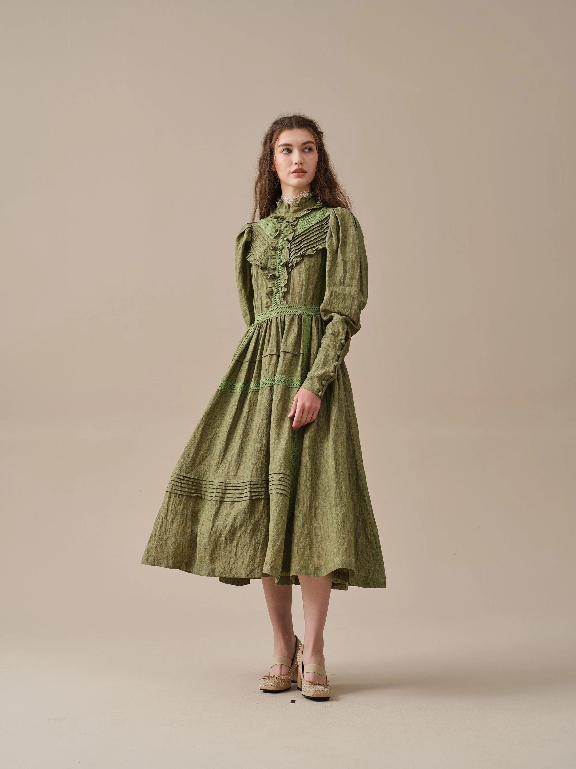 MARY 18 | VINTAGE LINEN DRESS GOWN - Image 11