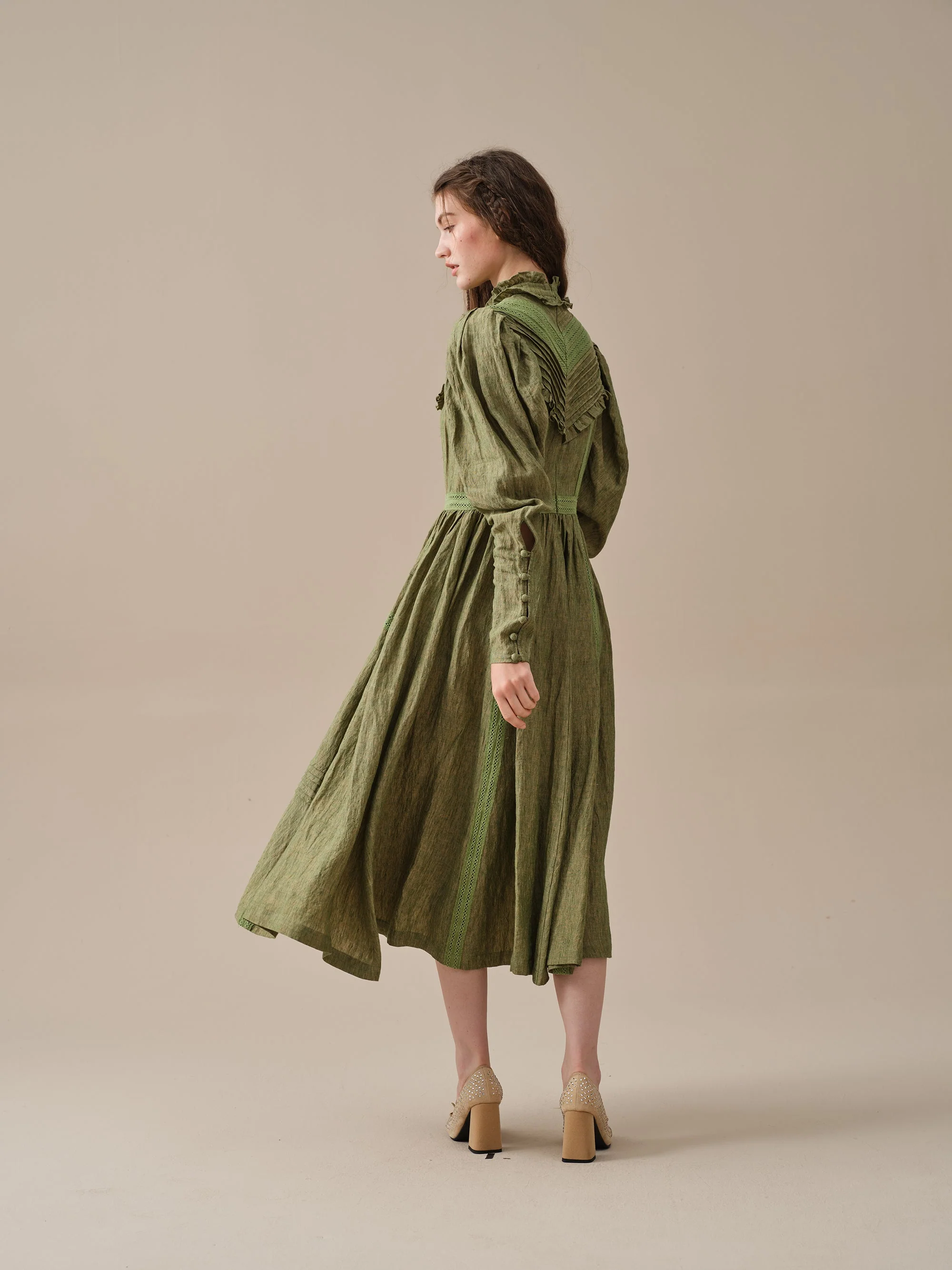 MARY 18 | VINTAGE LINEN DRESS GOWN - Image 20