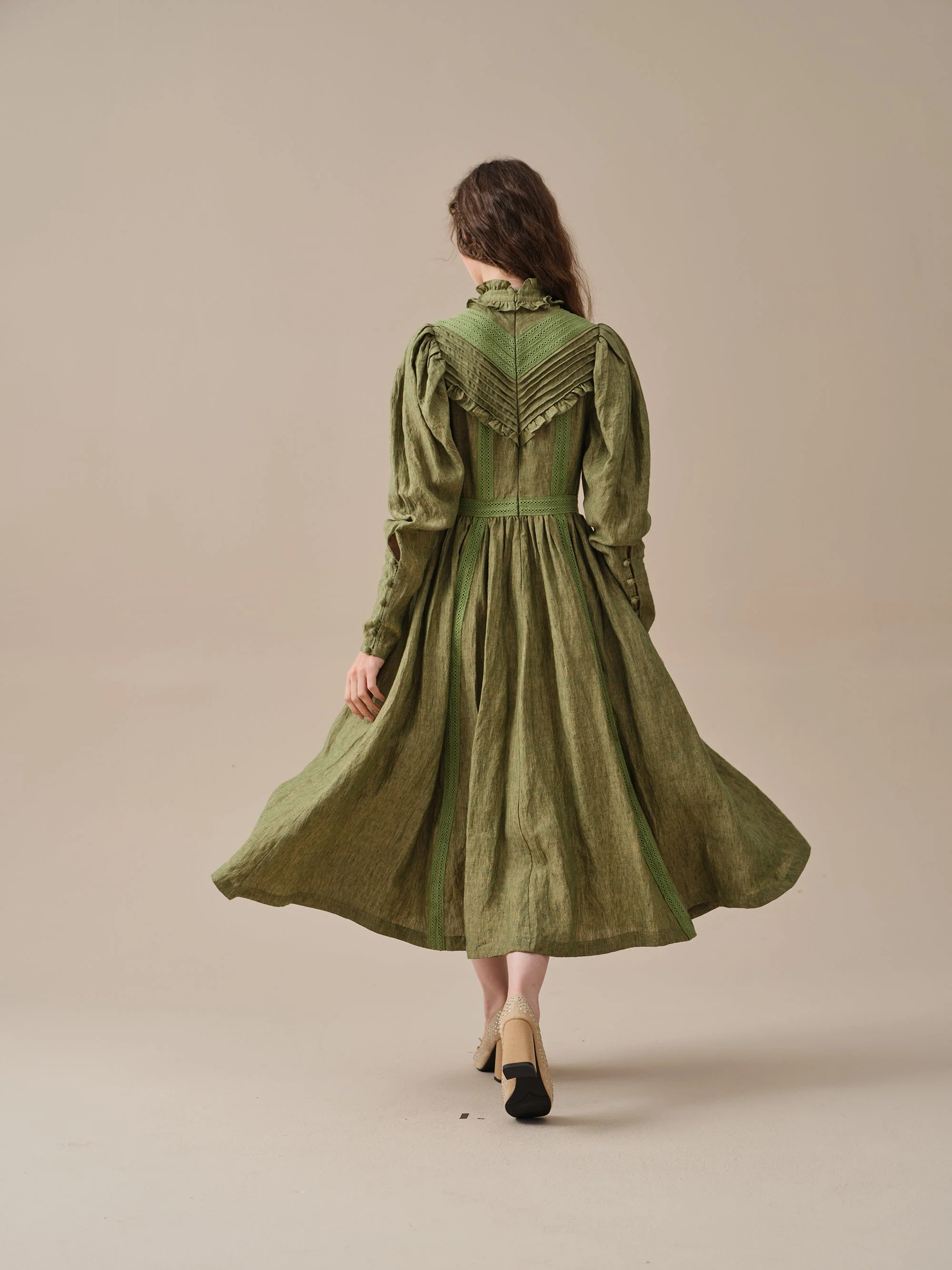 MARY 18 | VINTAGE LINEN DRESS GOWN - Image 21