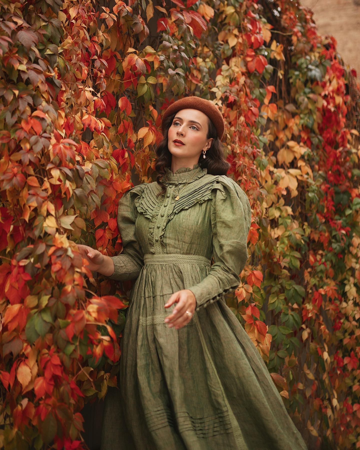MARY 18 | VINTAGE LINEN DRESS GOWN - Image 3