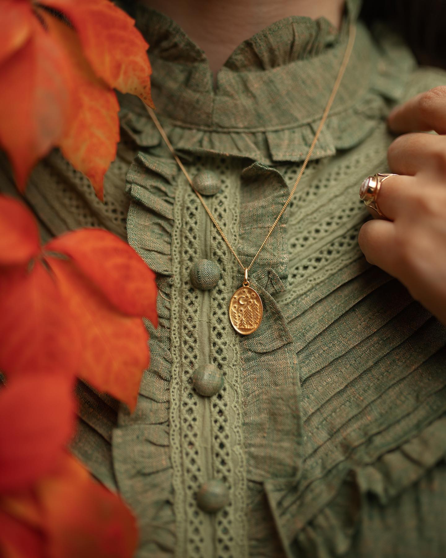 MARY 18 | VINTAGE LINEN DRESS GOWN - Image 4