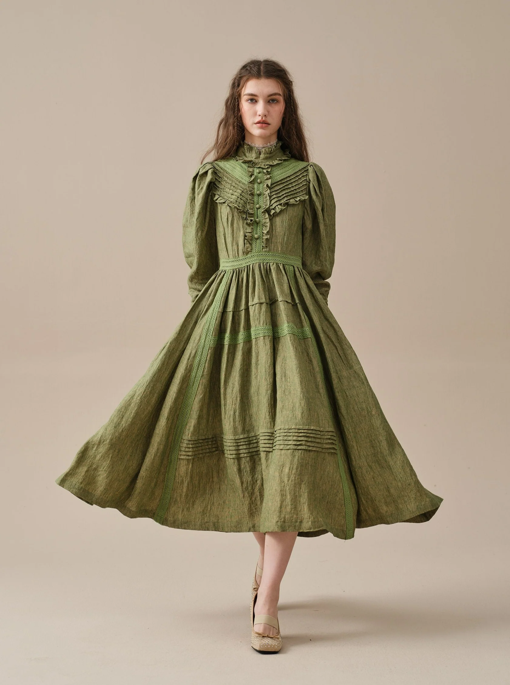 MARY 18 | VINTAGE LINEN DRESS GOWN - Image 5
