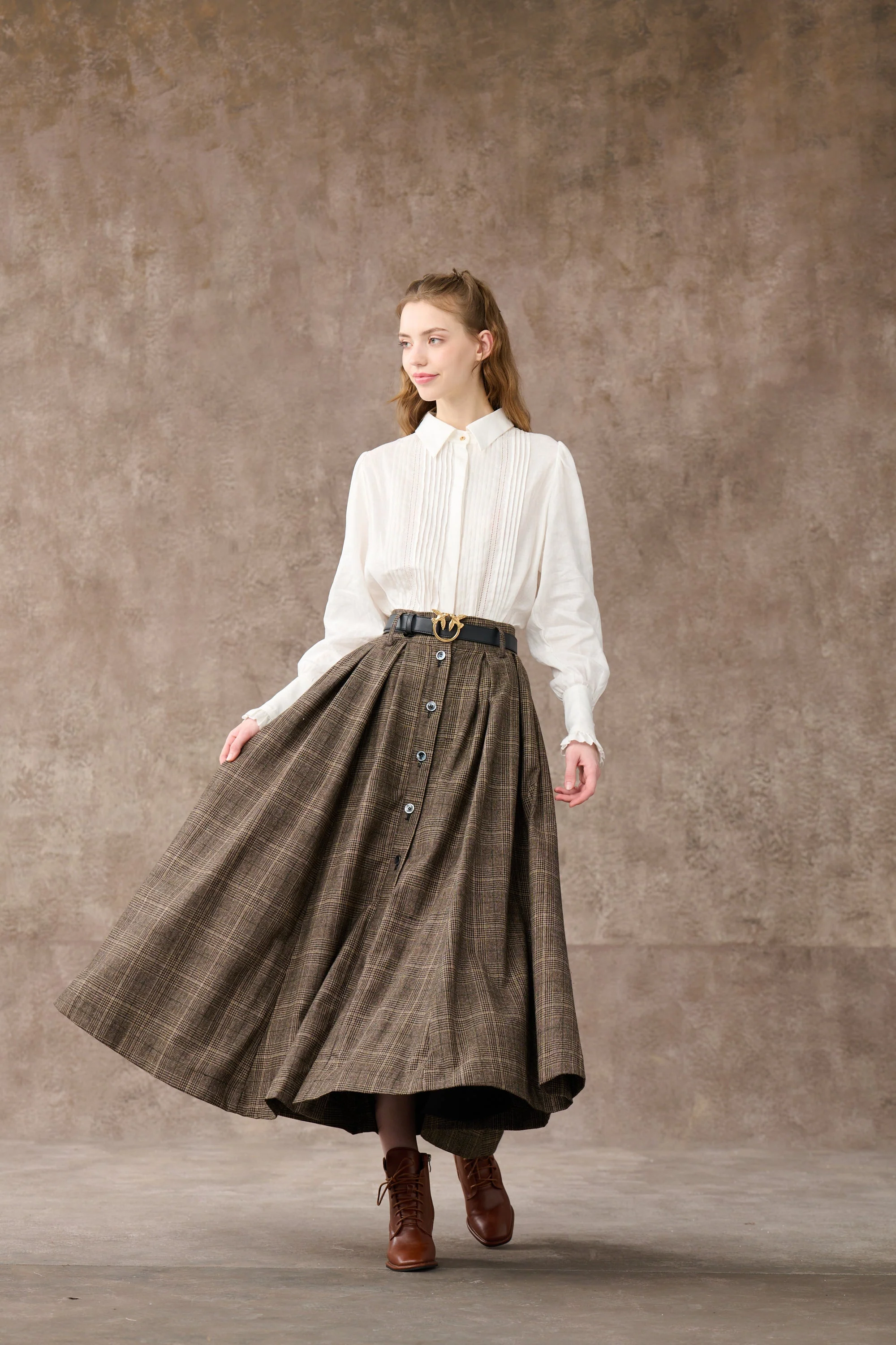 Santal 3 | Retro Plaid Midi Wool Skirt - Image 10
