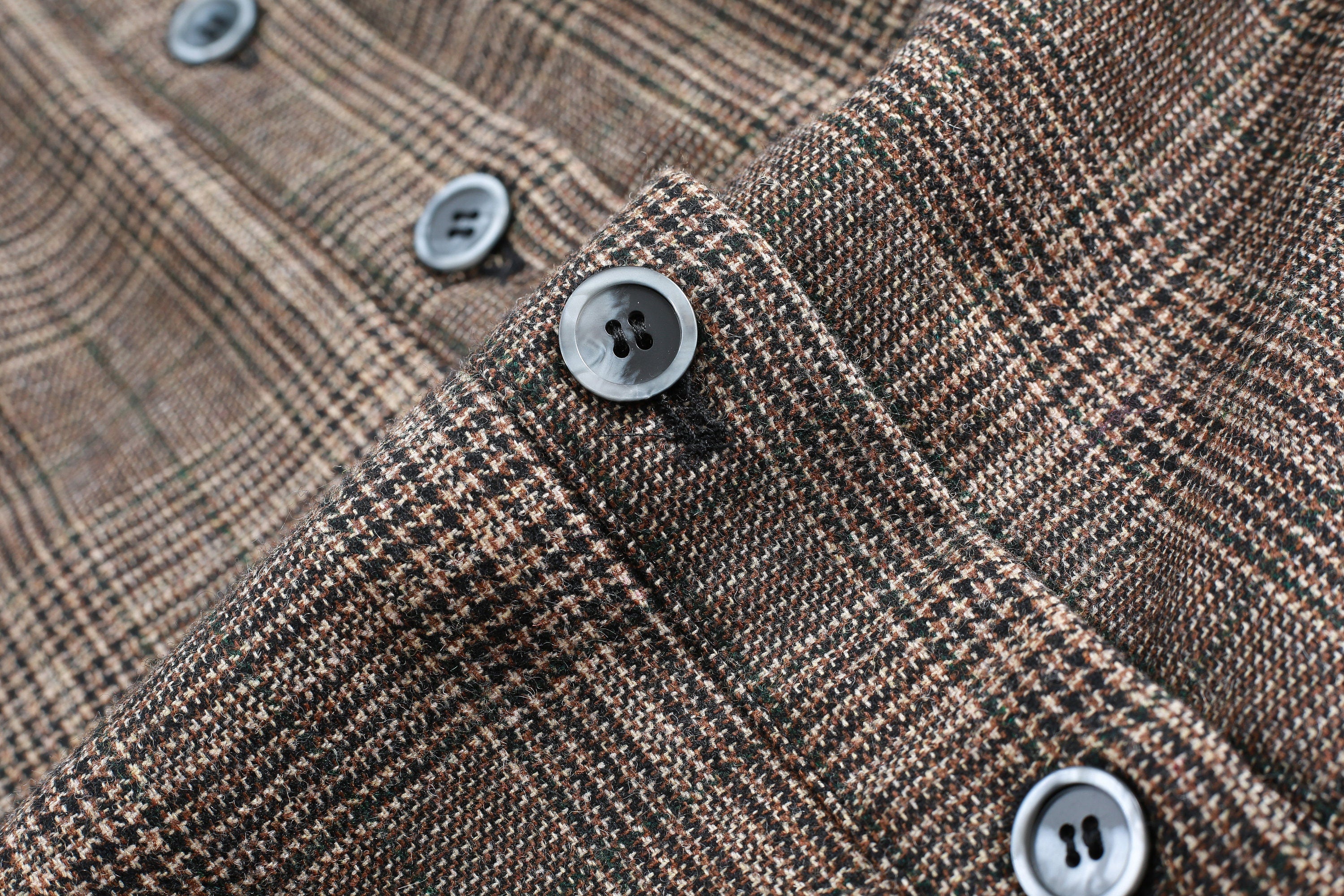 Santal 3 | Retro Plaid Midi Wool Skirt - Image 15