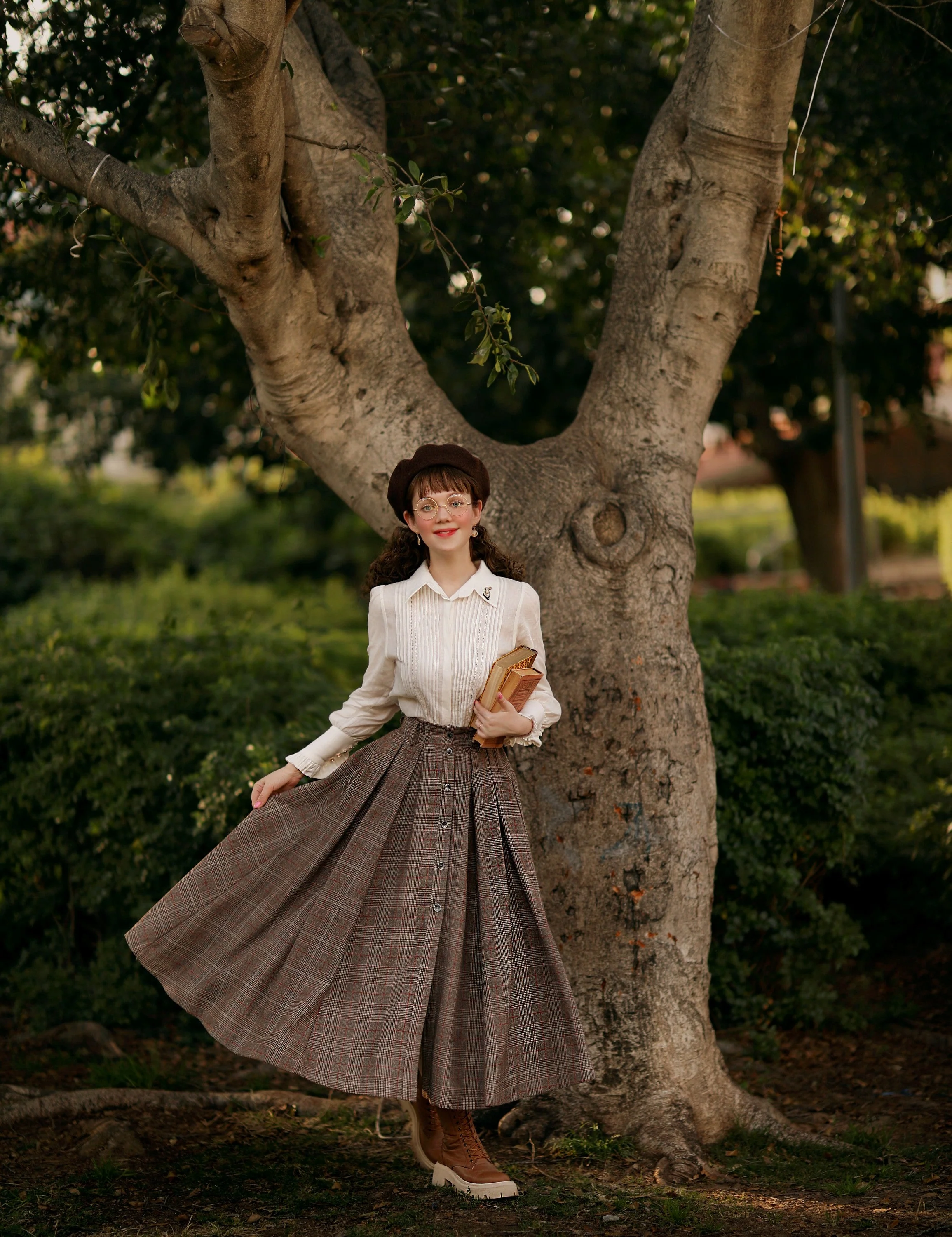 Santal 3 | Retro Plaid Midi Wool Skirt - Image 6