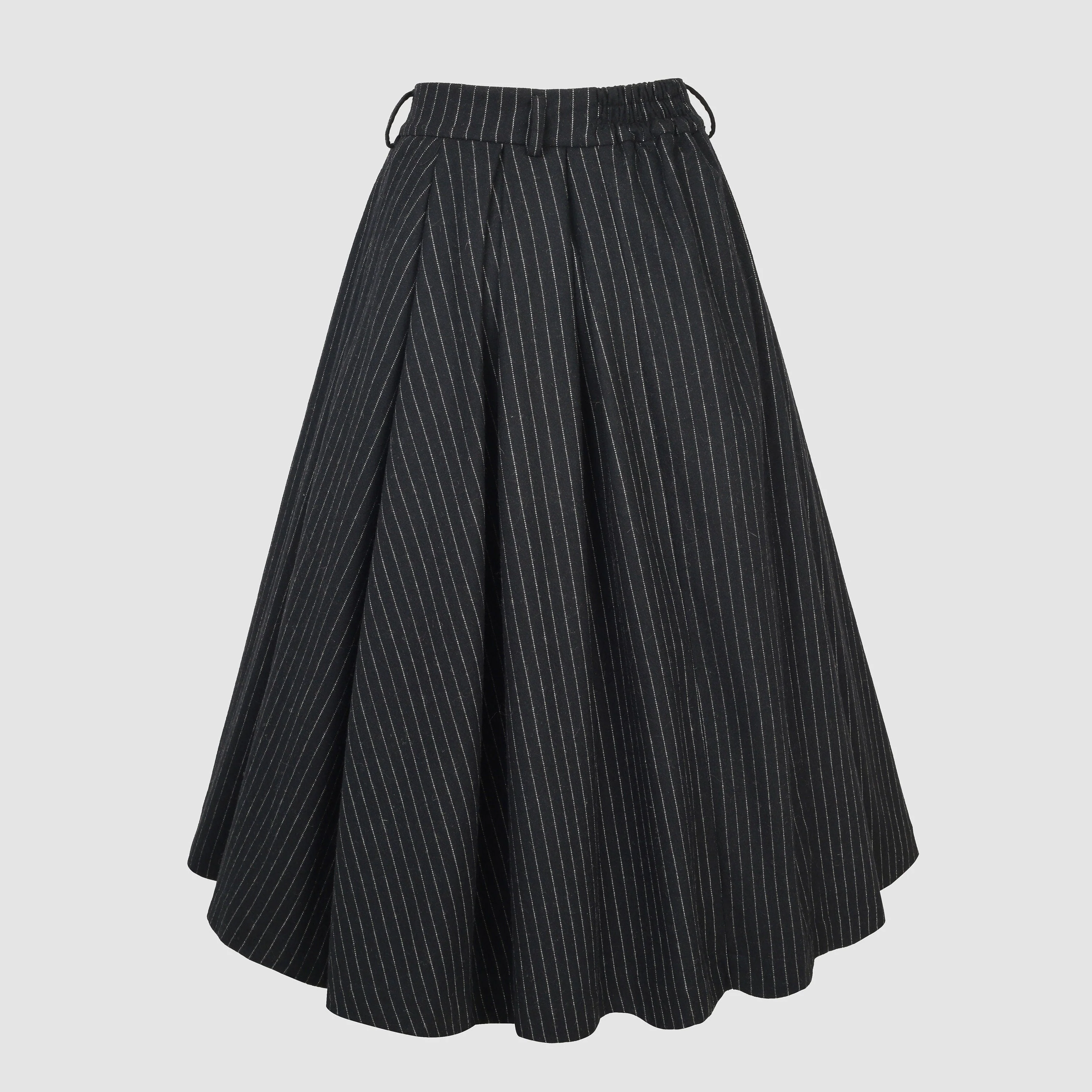 Santal 3 | Striped Wool Skirt in black - Image 4