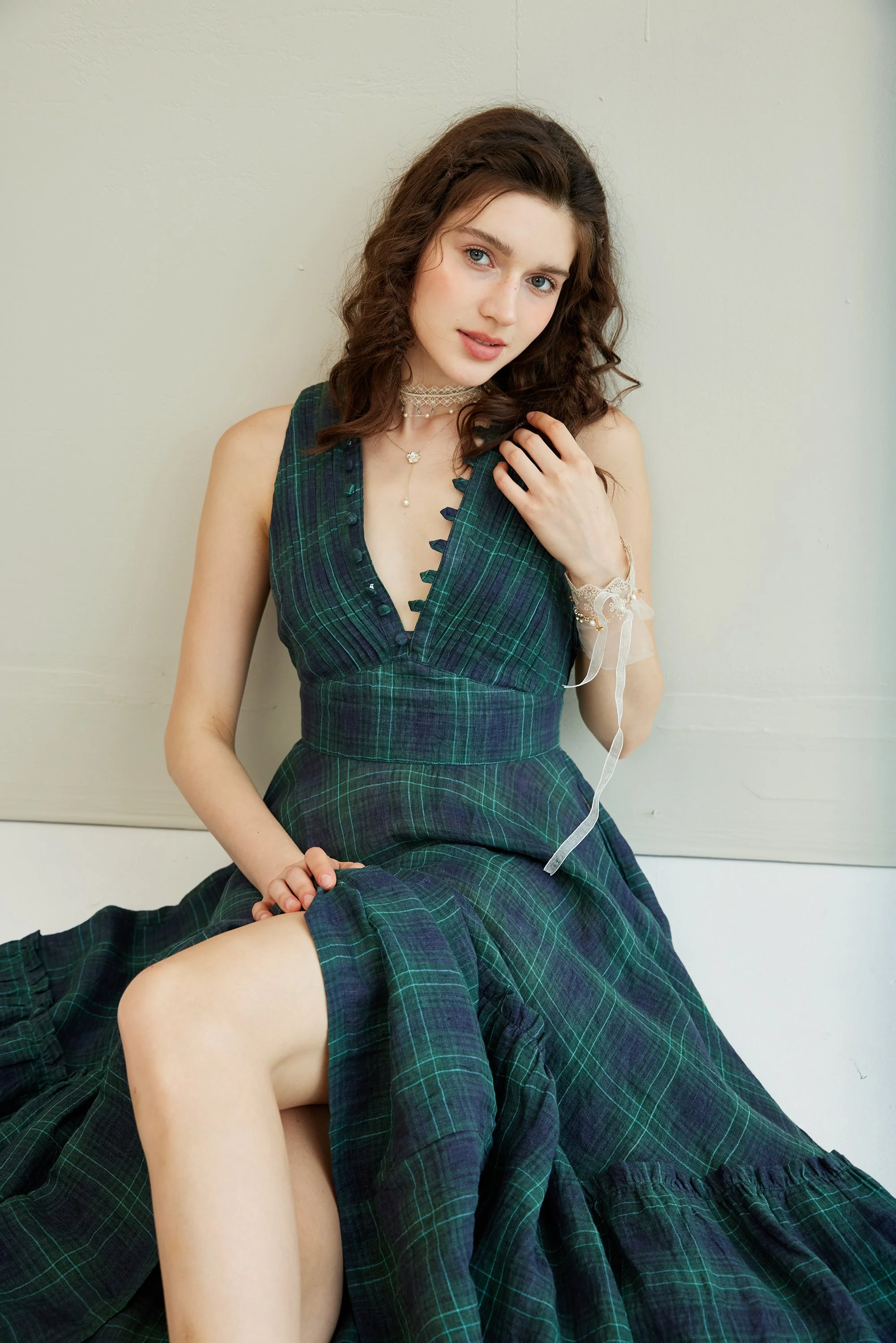 Moon River 24 | V-neck pintucked linen dress gown - Image 21