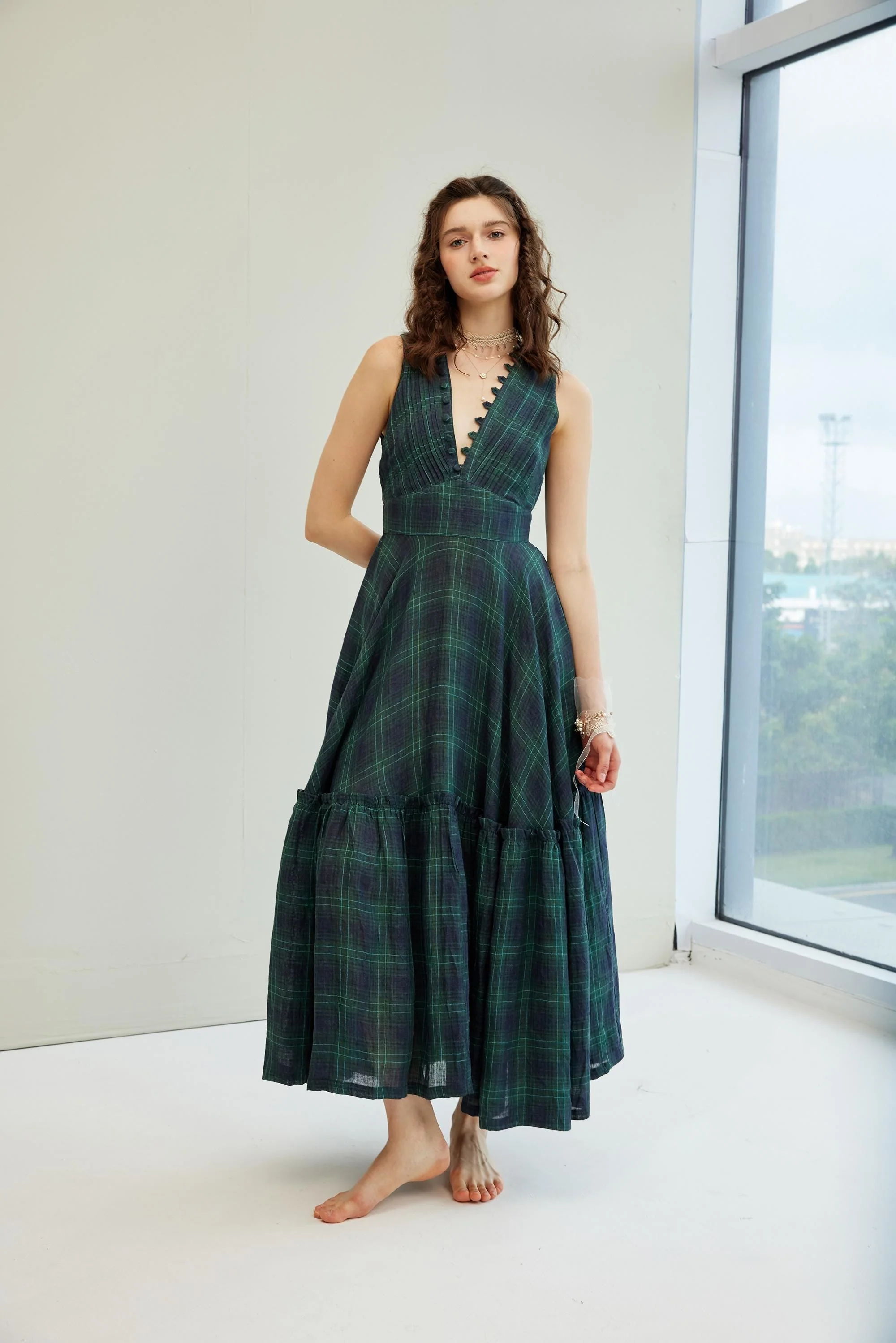 Moon River 24 | V-neck pintucked linen dress gown - Image 3