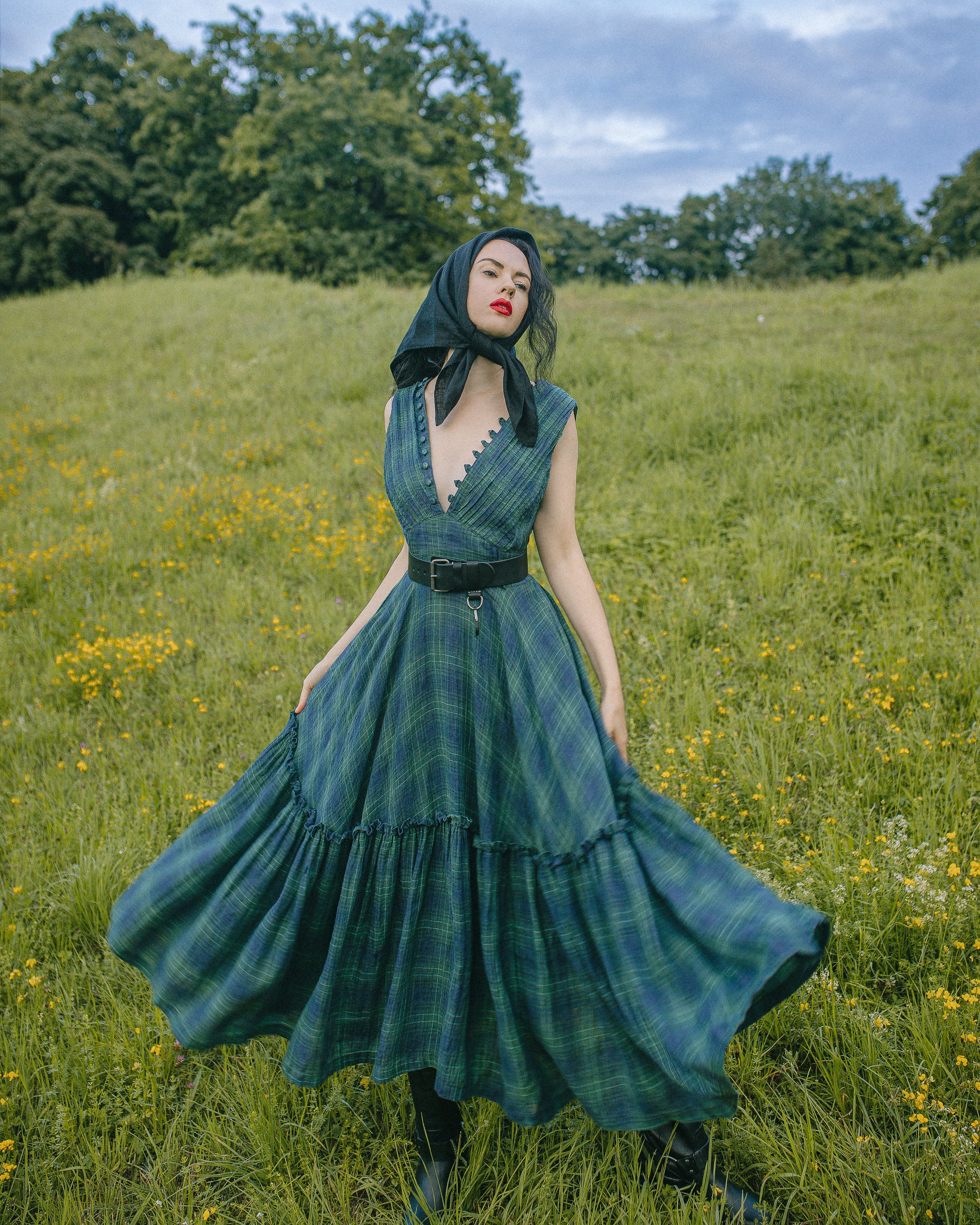 Moon River 24 | V-neck pintucked linen dress gown - Image 4