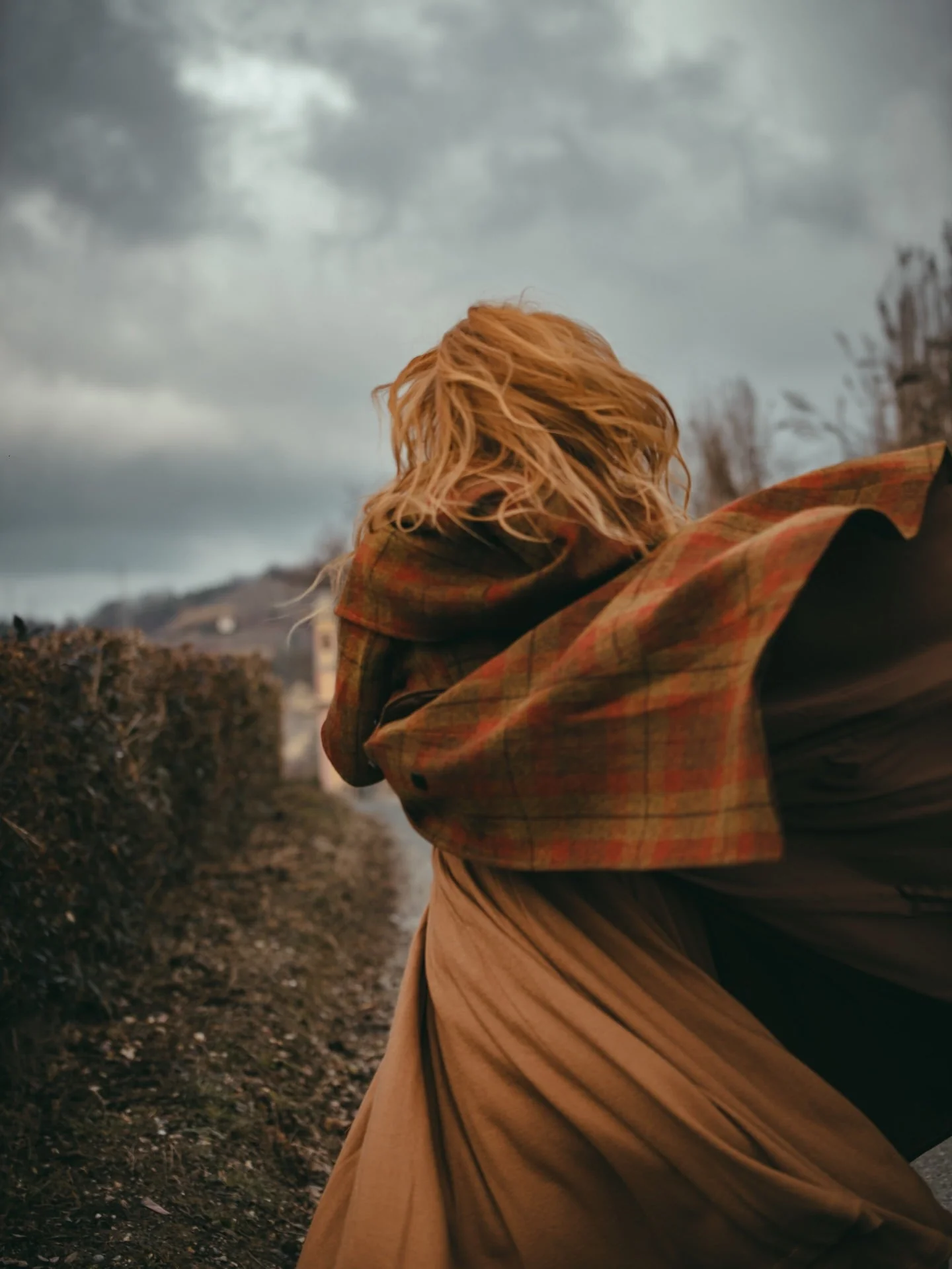 Trista 24 | 100% twill wool hooded coat - Image 7