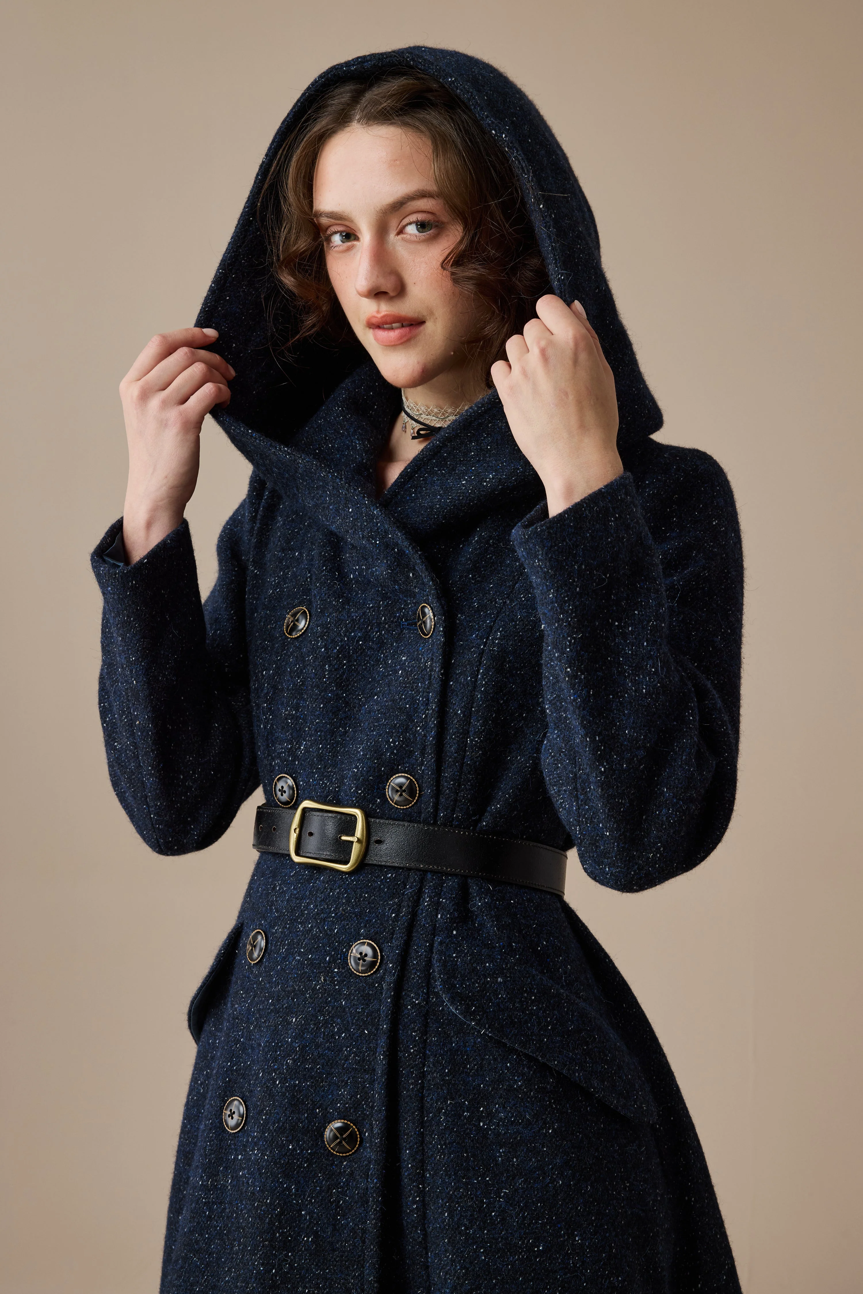 Trista 24 | 100% twill wool hooded coat - Image 2