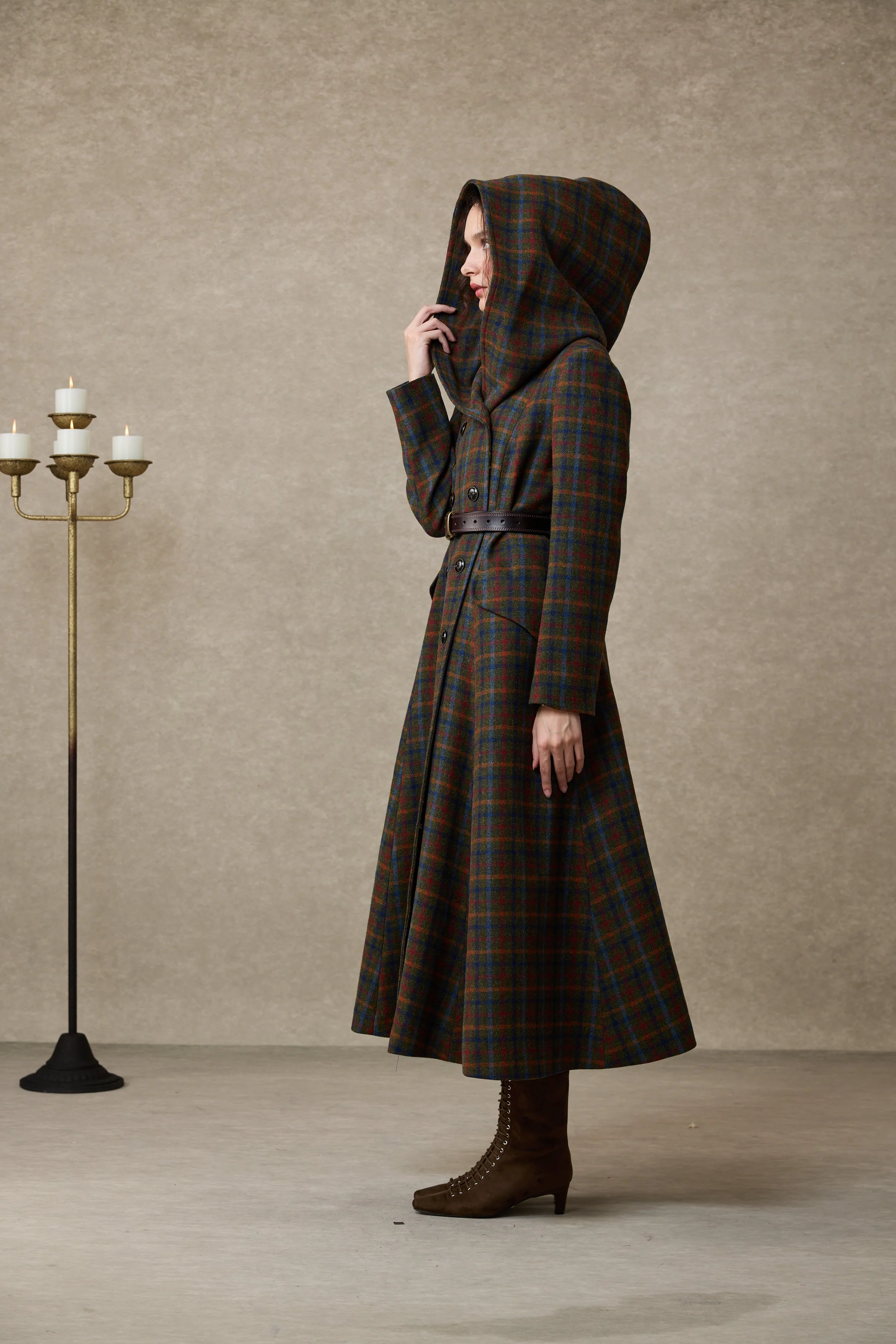 Trista 24 | 100% twill wool hooded coat - Image 4