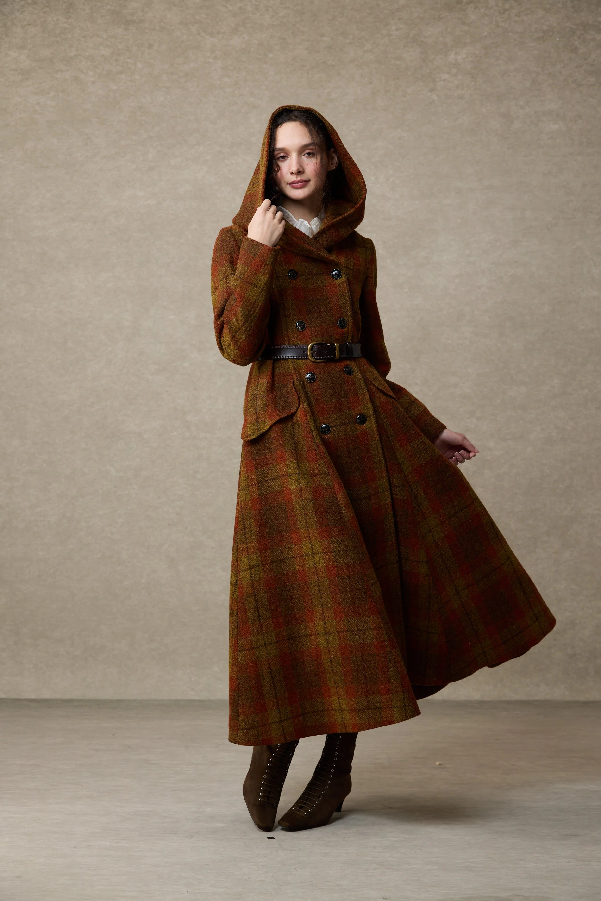 Trista 24 | 100% twill wool hooded coat - Image 30
