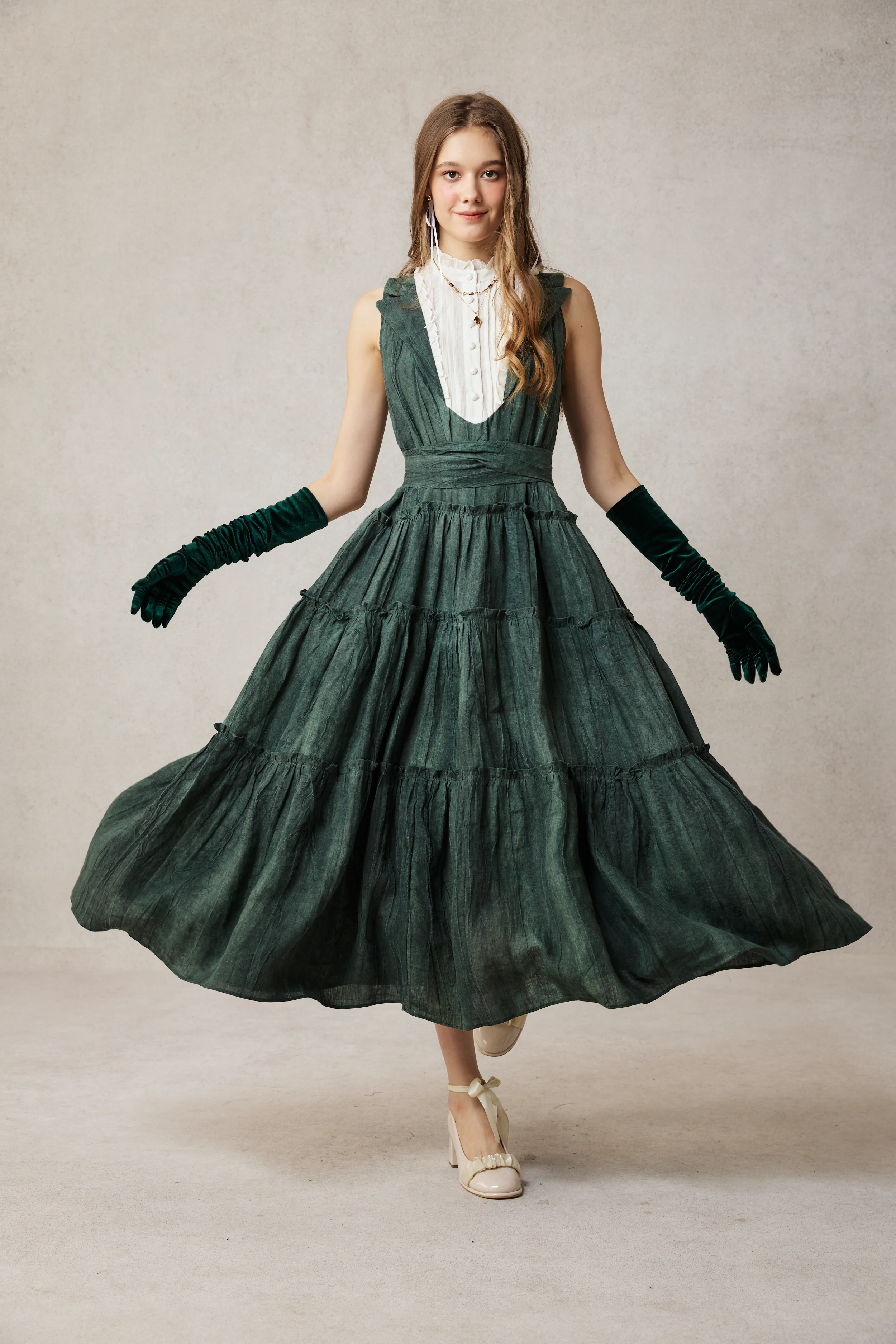 Úrsula 24 | Vintage linen Tiered Dress - Image 9