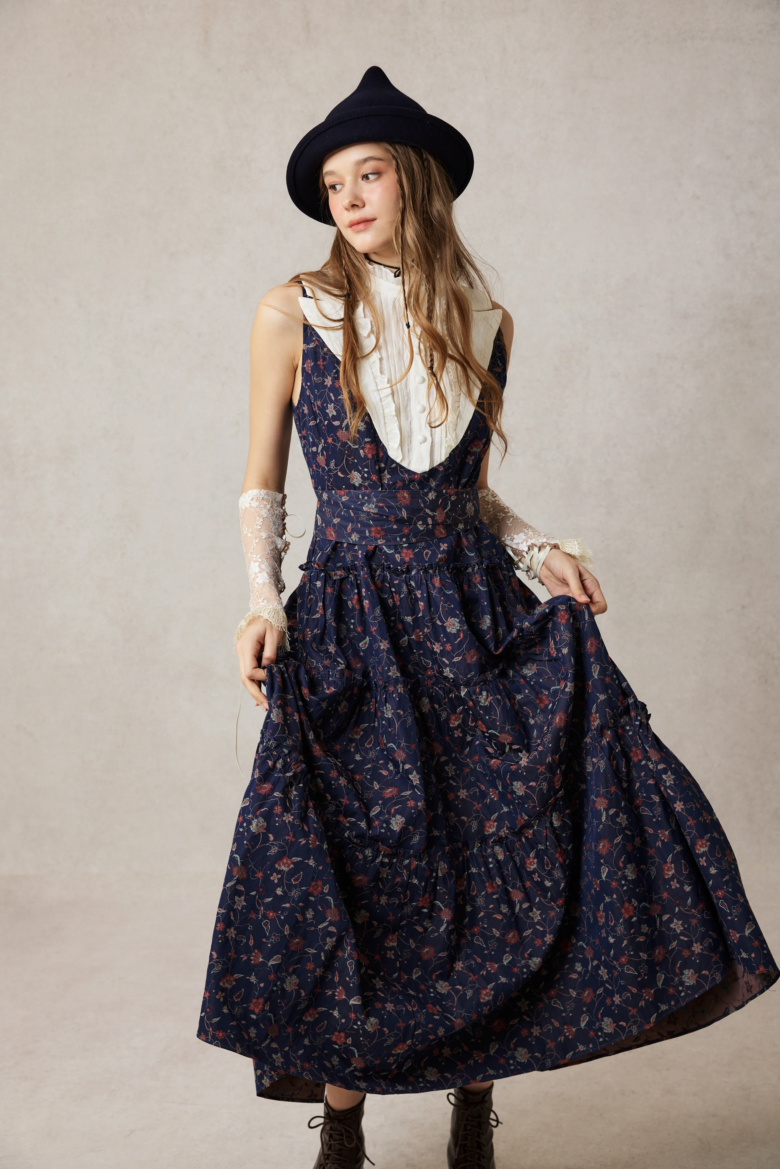 Úrsula 24 | Vintage linen Tiered Dress - Image 22