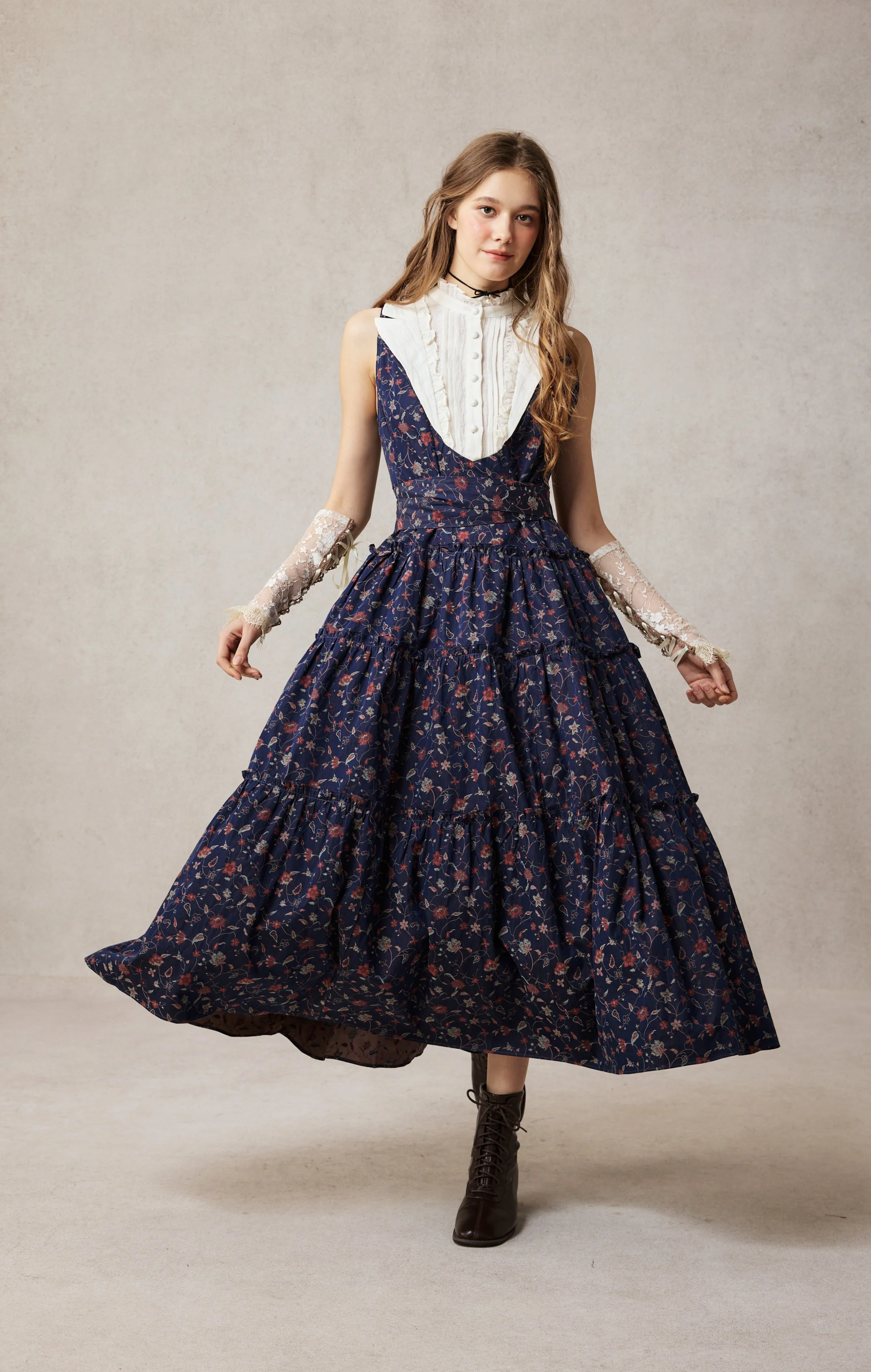 Úrsula 24 | Vintage linen Tiered Dress - Image 9