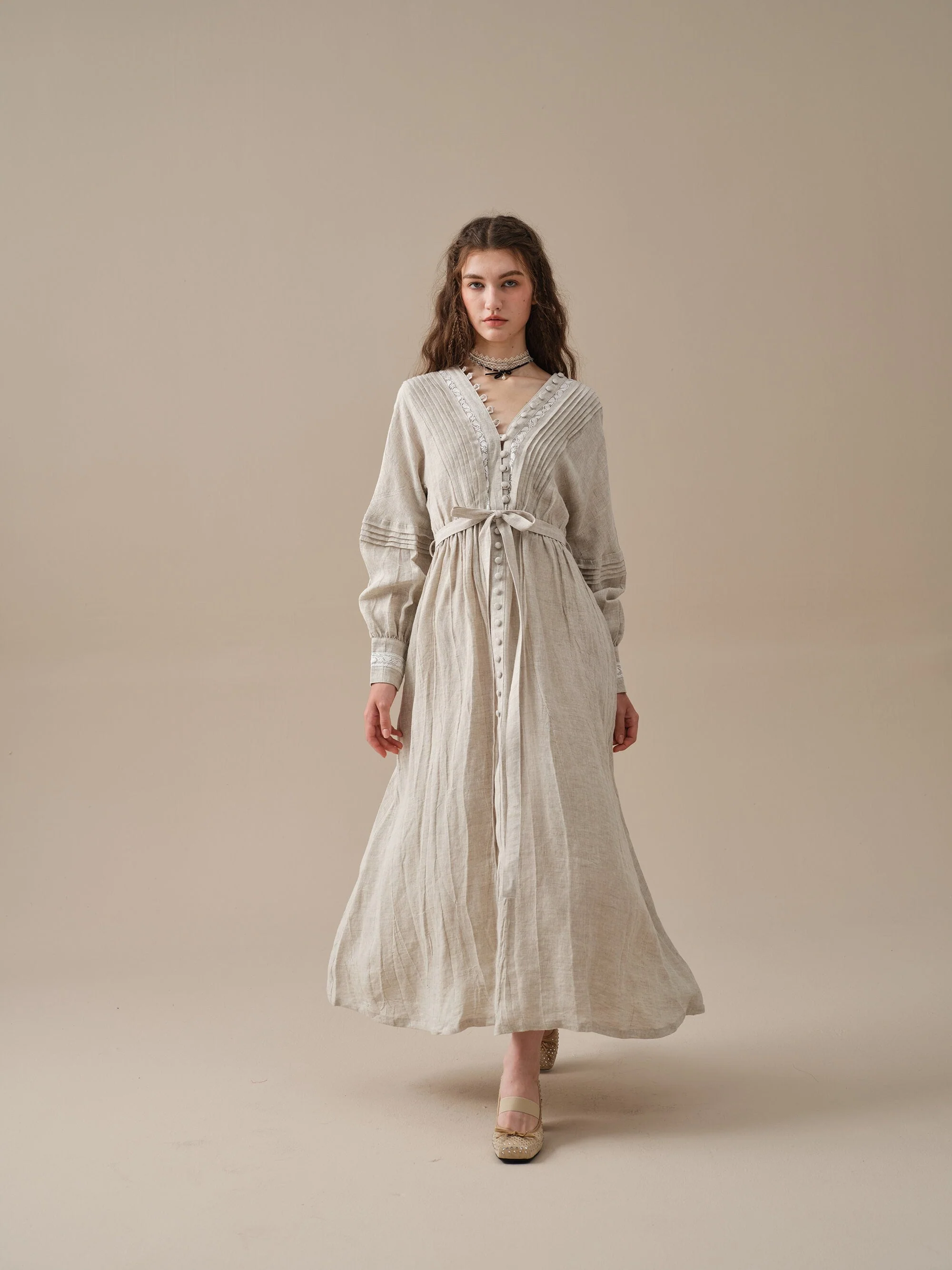 Octavia 17 | pintucked V-neck linen Dress - Image 4