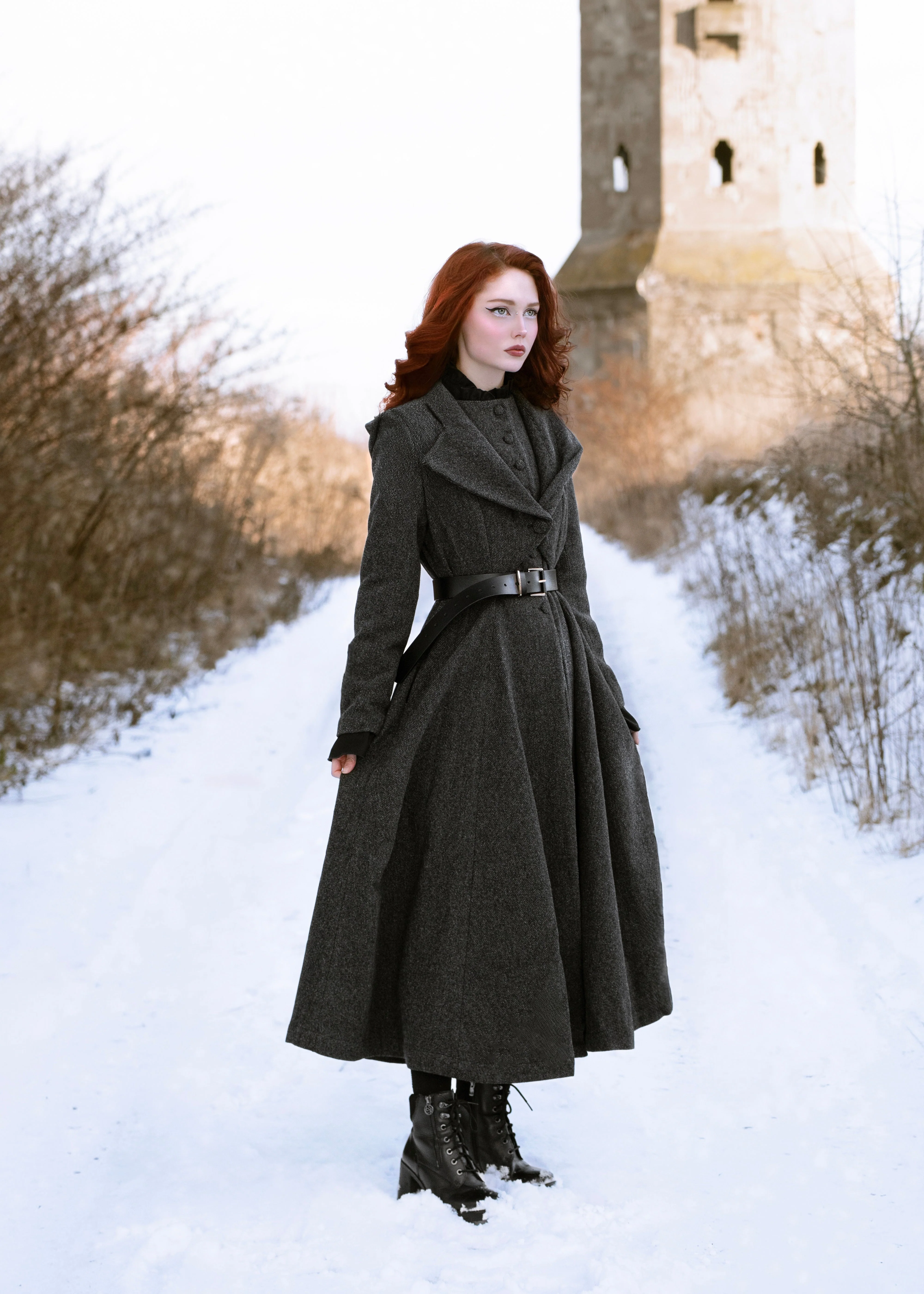 Gemma 17 | 100% wool victorian coat - Image 4