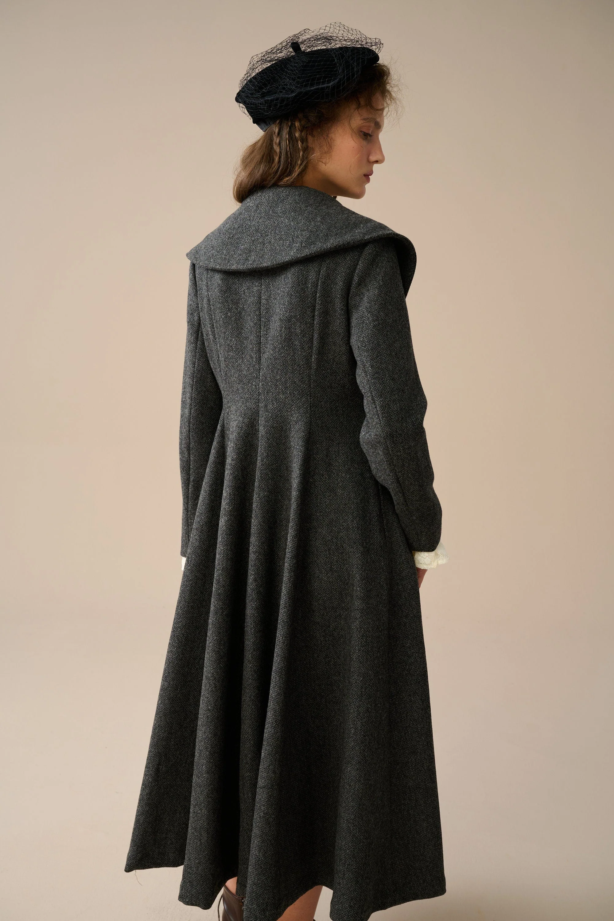Gemma 17 | 100% wool victorian coat - Image 8