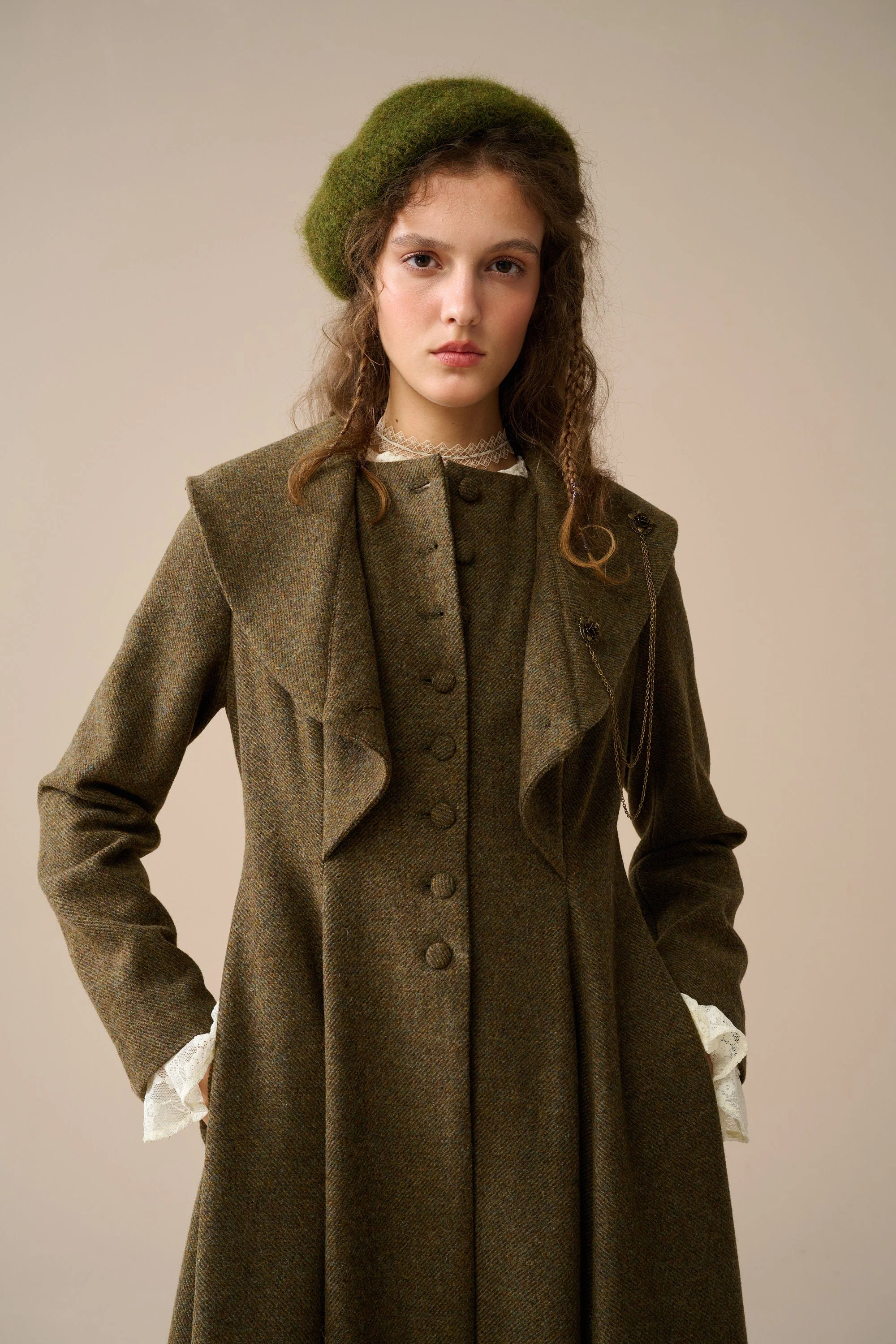 Gemma 17 | 100% wool victorian coat - Image 11